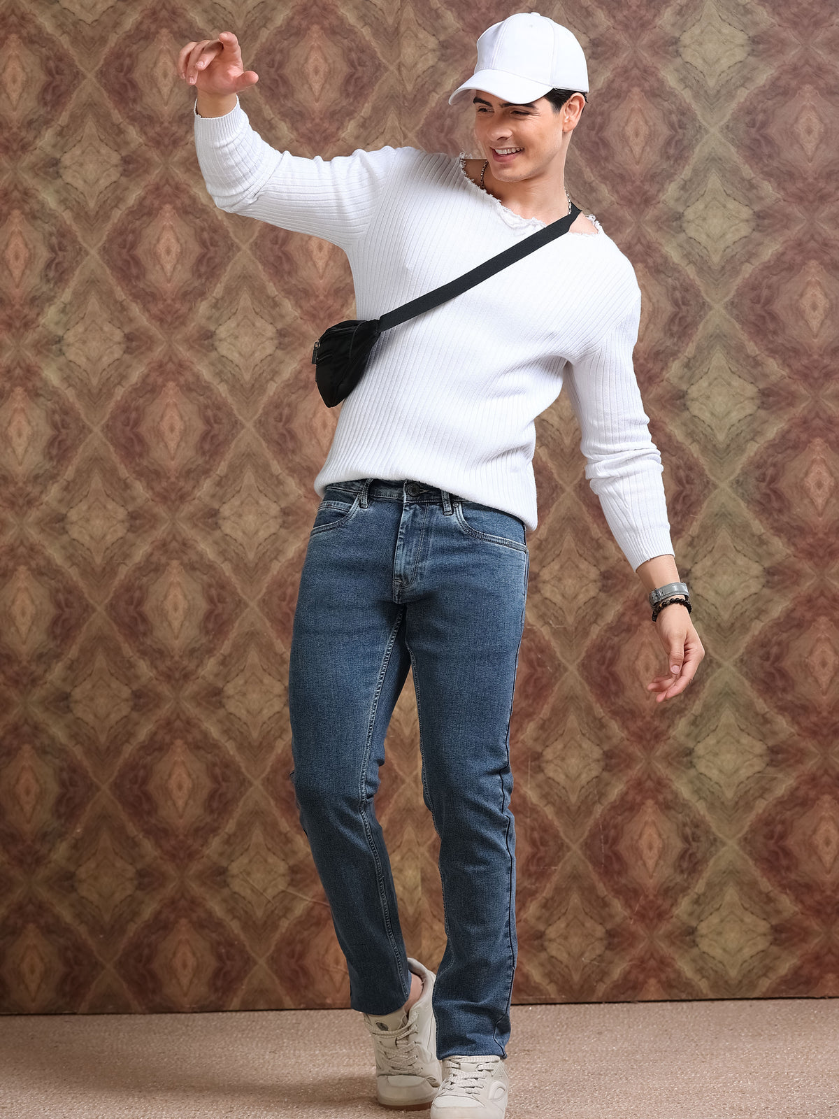 MEN'S TINT NAVY SOLID SLIM FIT JEANS