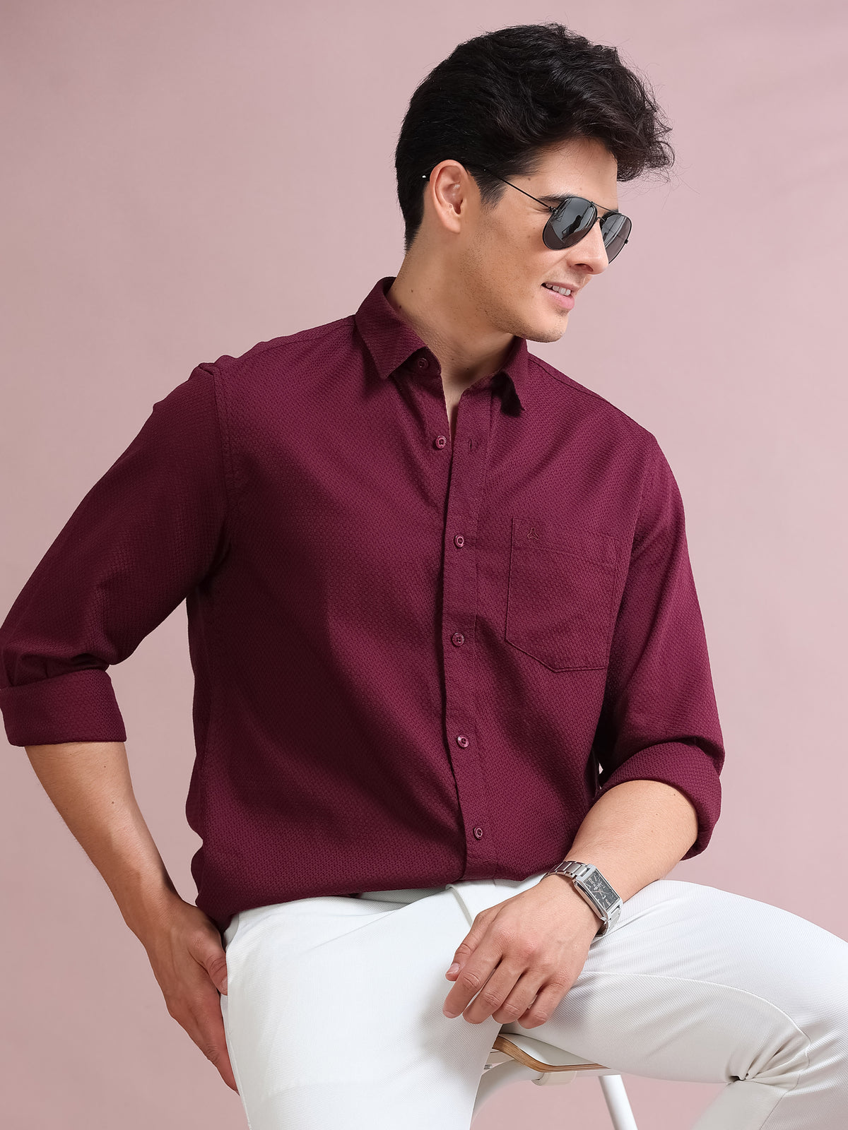 MEN'S FINE WINE SELF DESIGN SLIM FIT SHIRT