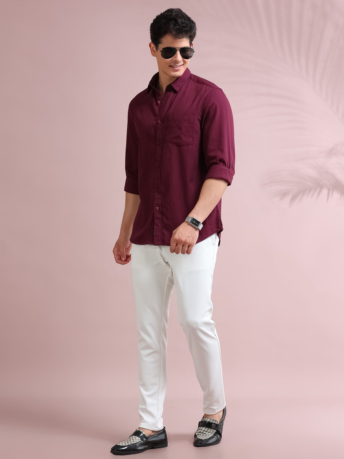 MEN'S FINE WINE SELF DESIGN SLIM FIT SHIRT
