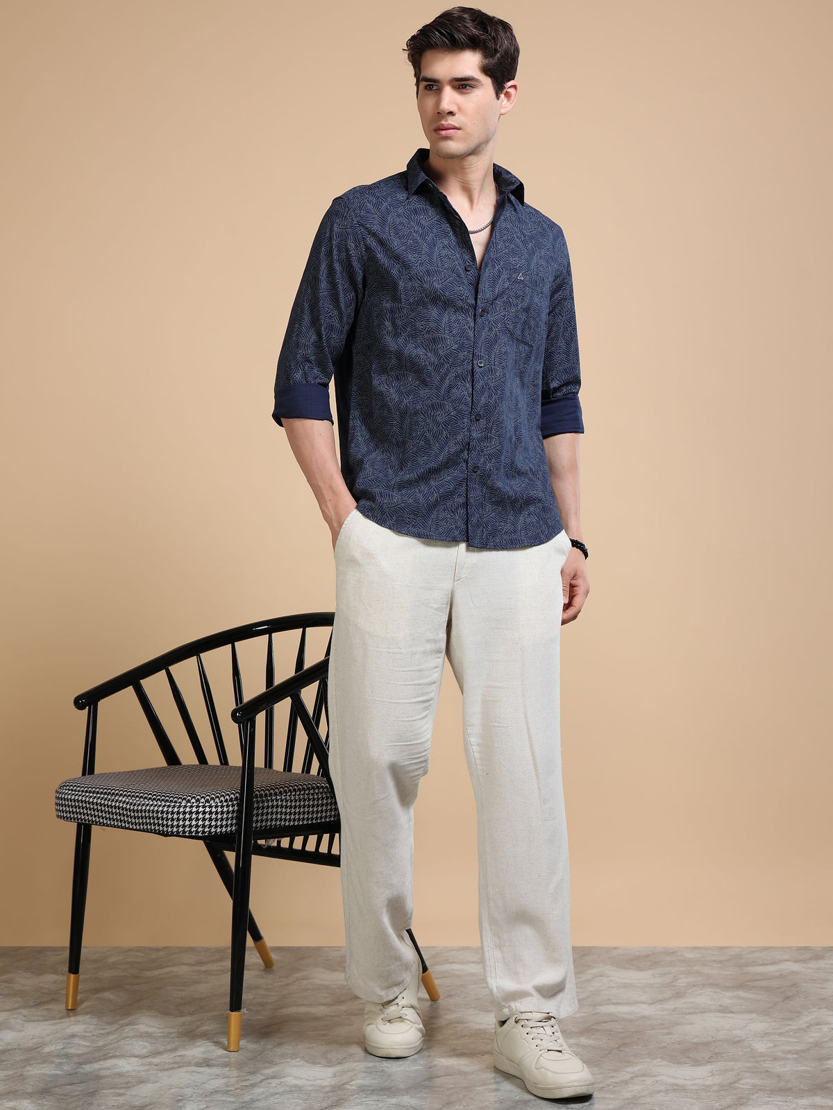 MEN'S NAVY PRINT SLIM FIT SHIRT