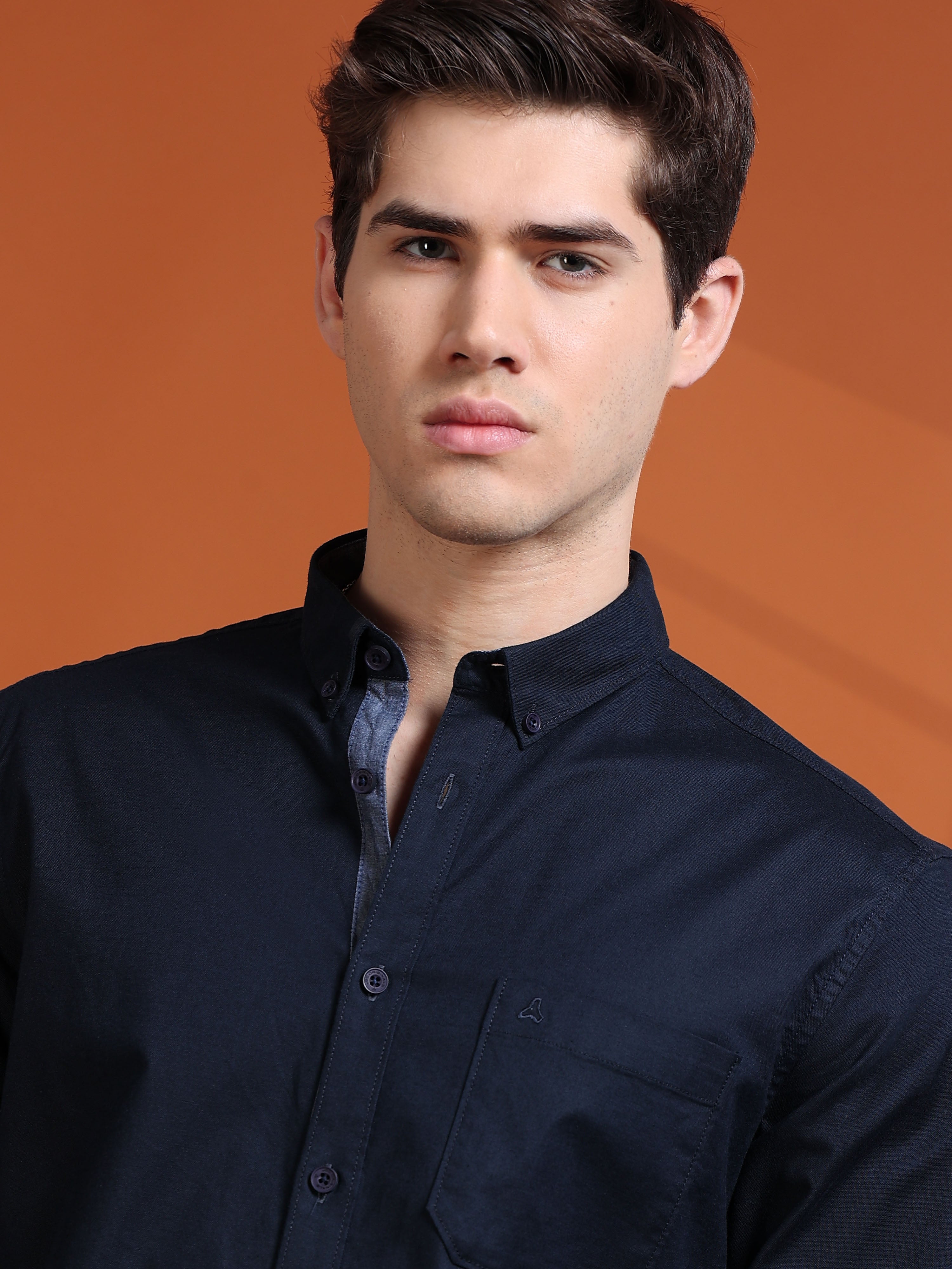 MEN'S NAVY SOLID SLIM FIT SHIRT