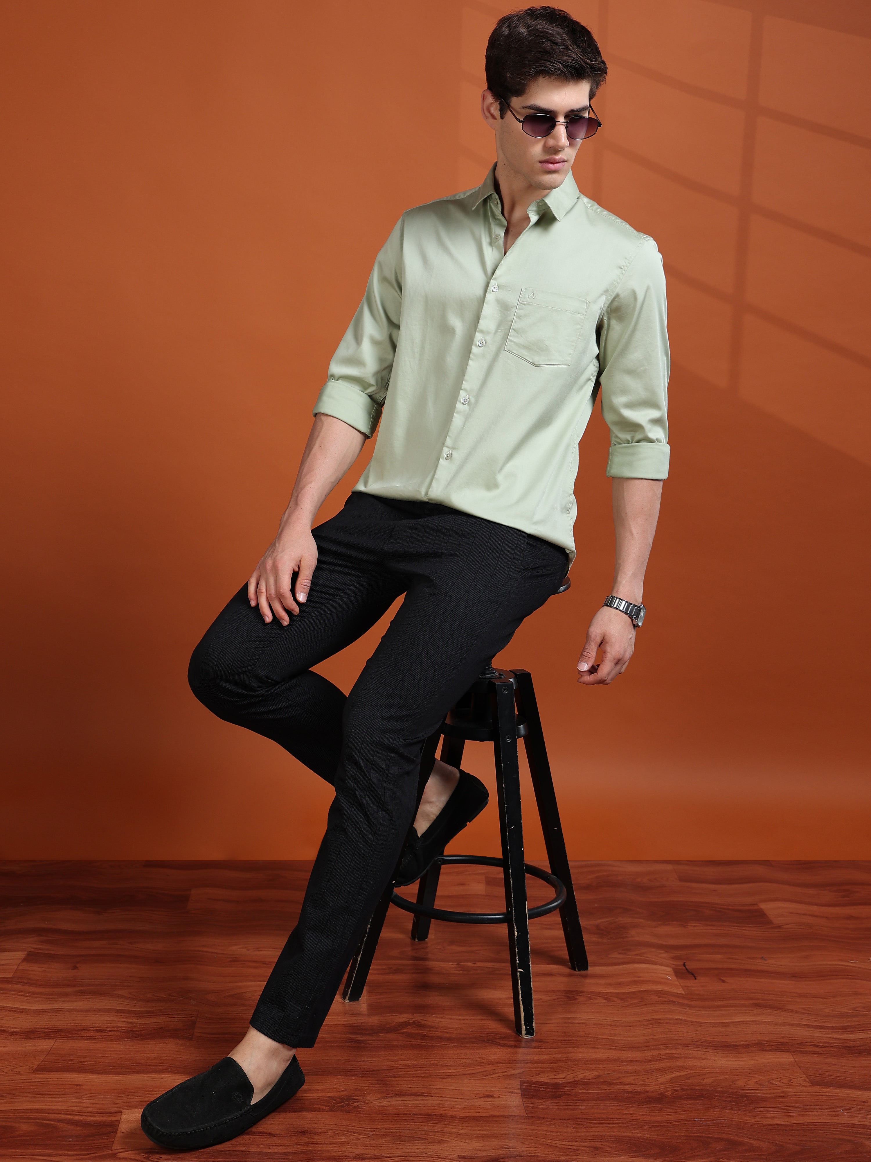MEN'S PISTA GREEN SOLID SLIM FIT SHIRT
