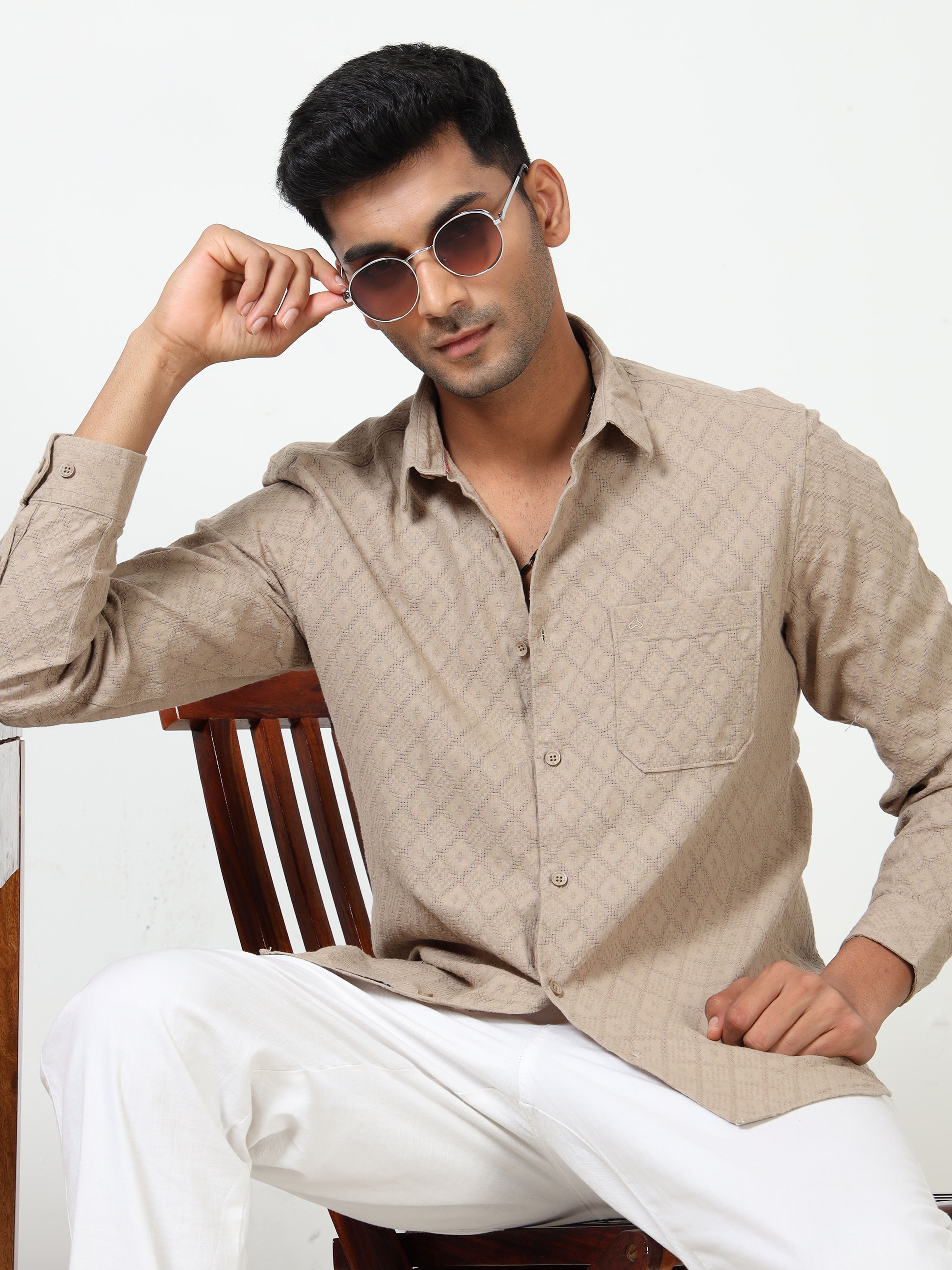 MEN'S BEIGE SOLID SLIM FIT SHIRT