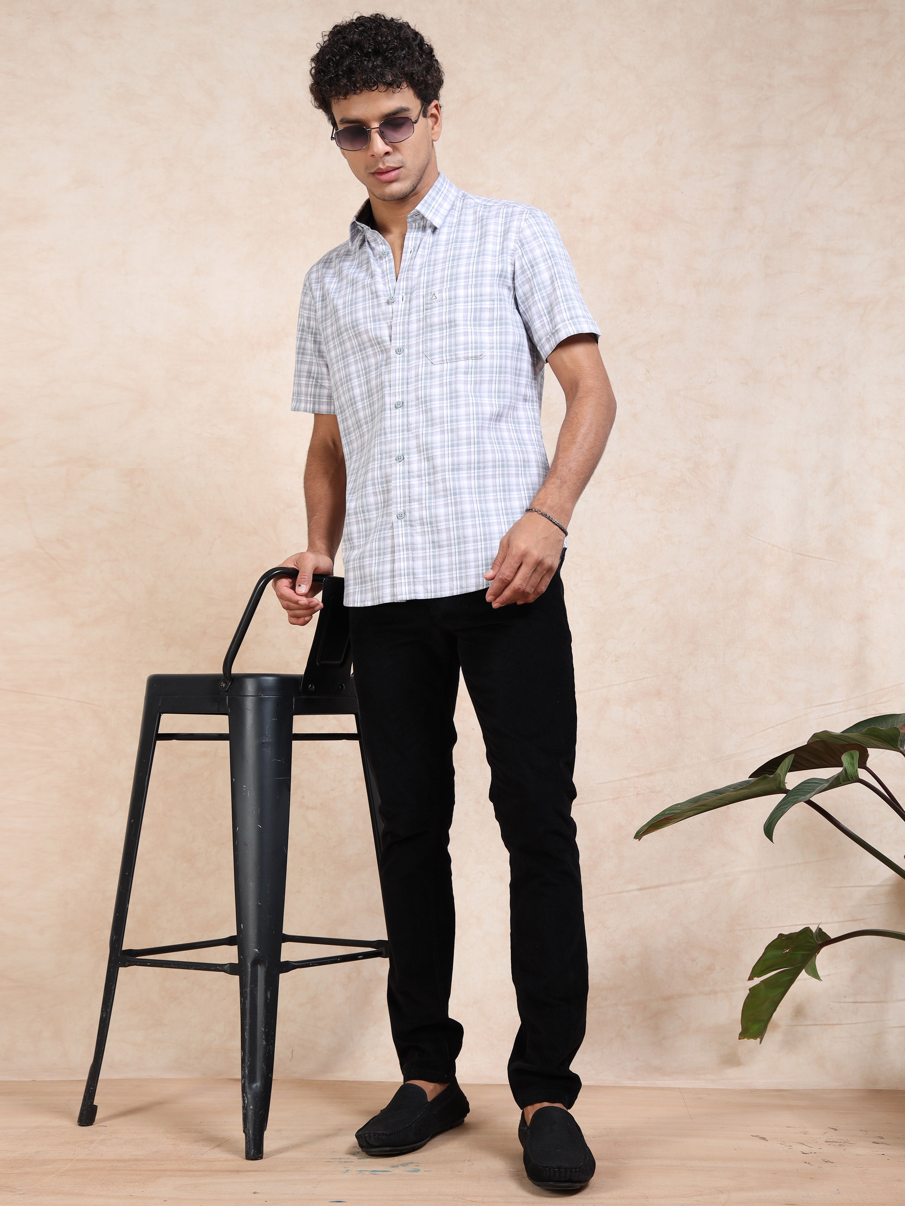 MEN'S LT.PURPLE CHECKS SLIM FIT SHIRT