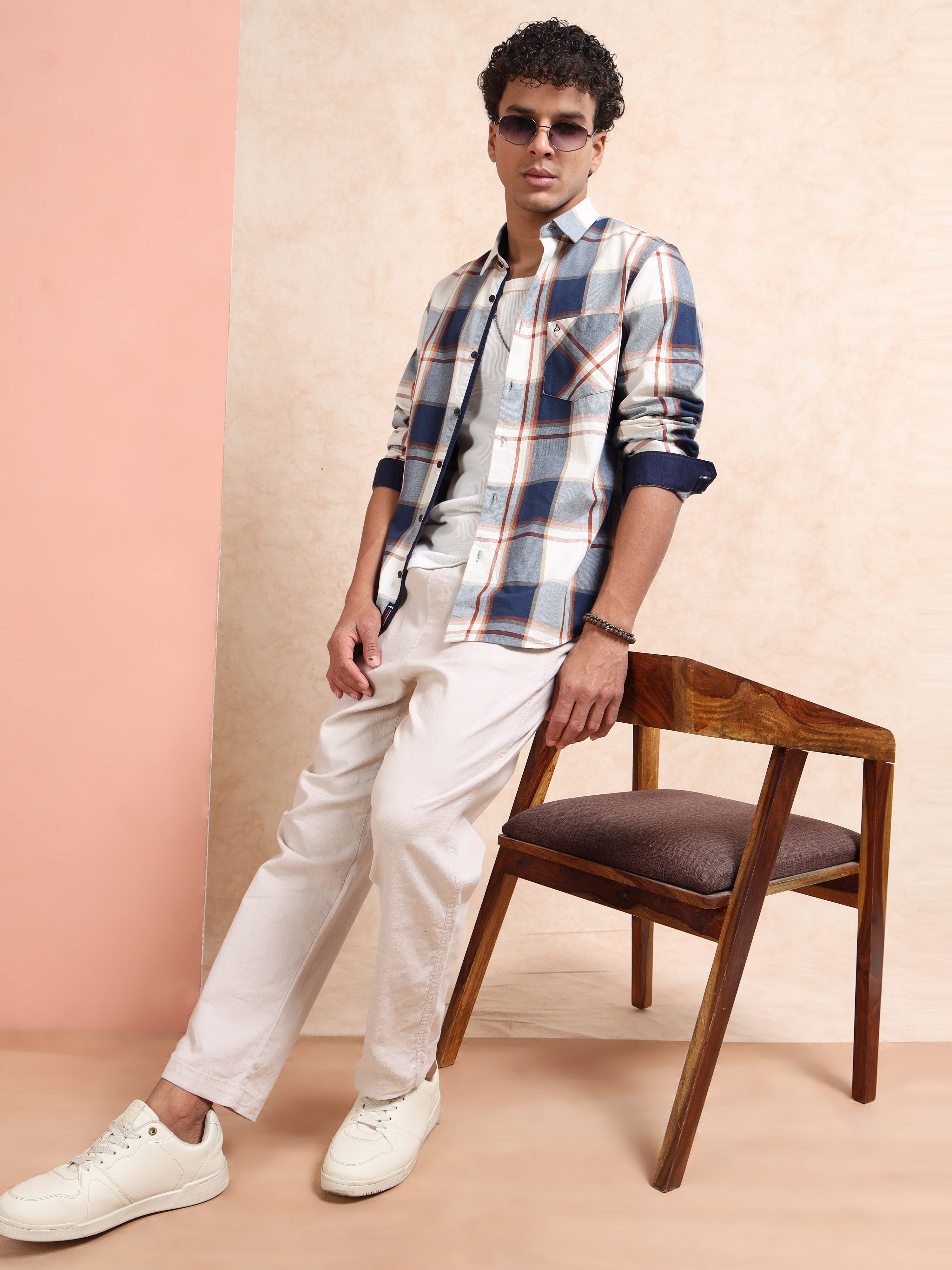 MEN'S NAVY CHECKS SLIM FIT SHIRT