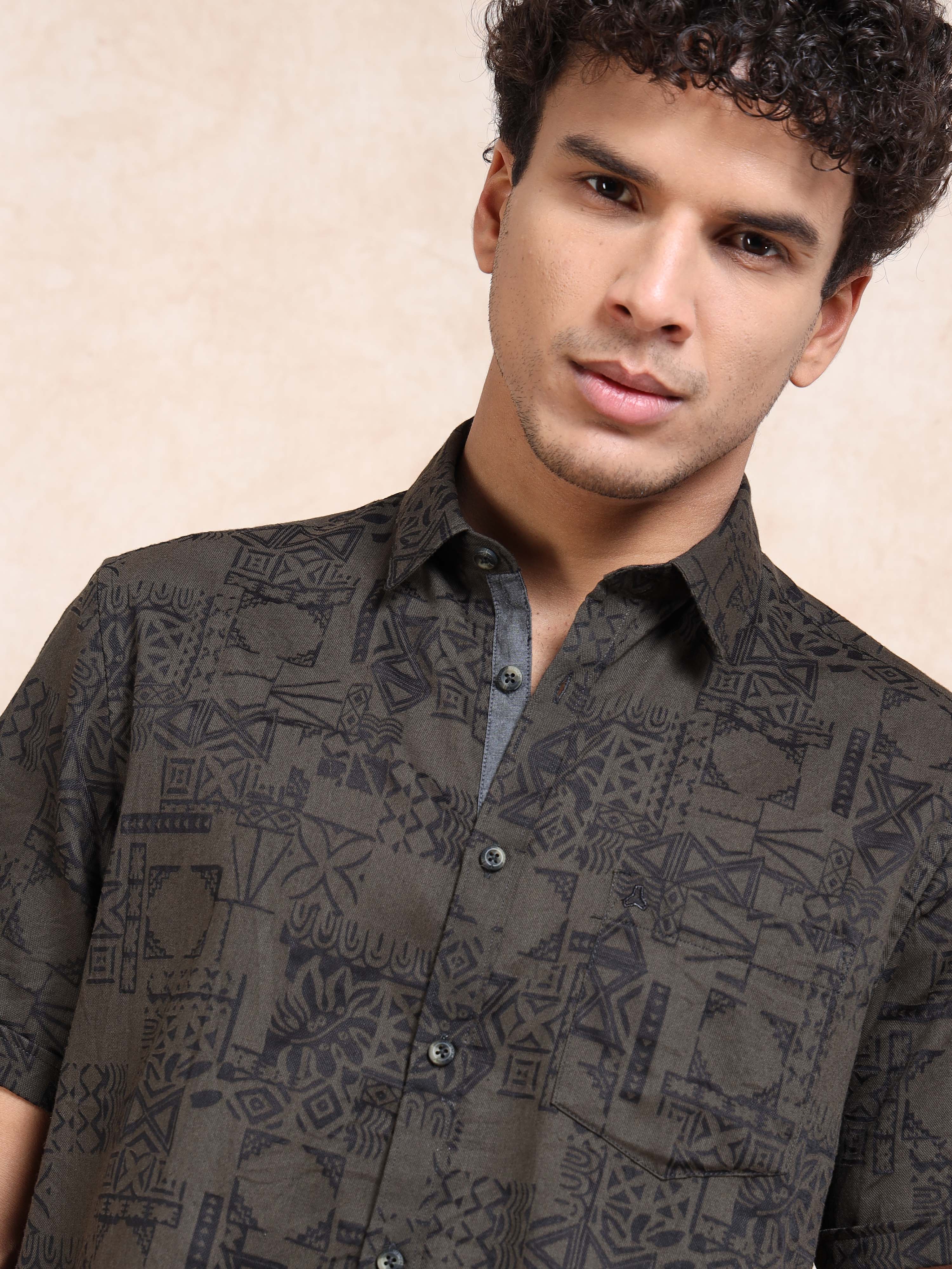 MEN'S GREEN SELF DESIGN SLIM FIT SHIRT