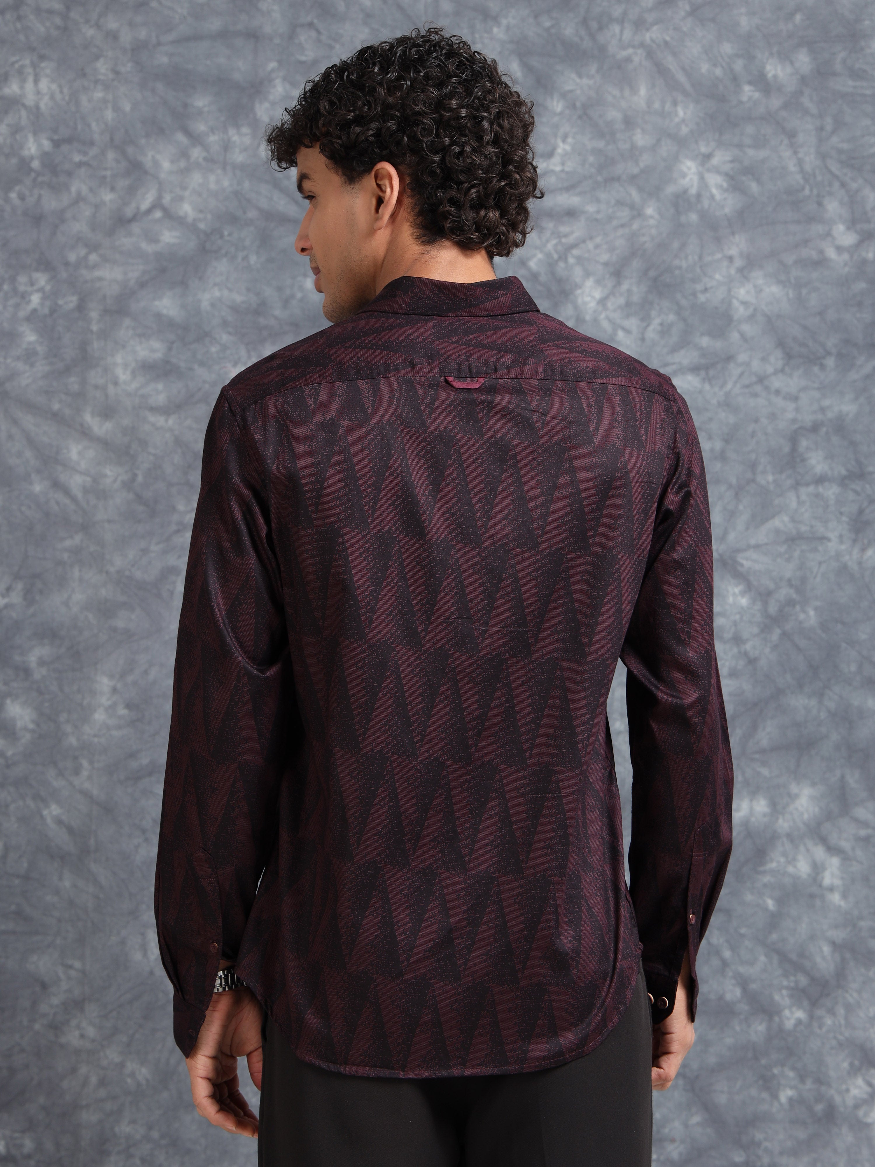 MEN'S WINE PRINT SLIM FIT SHIRT