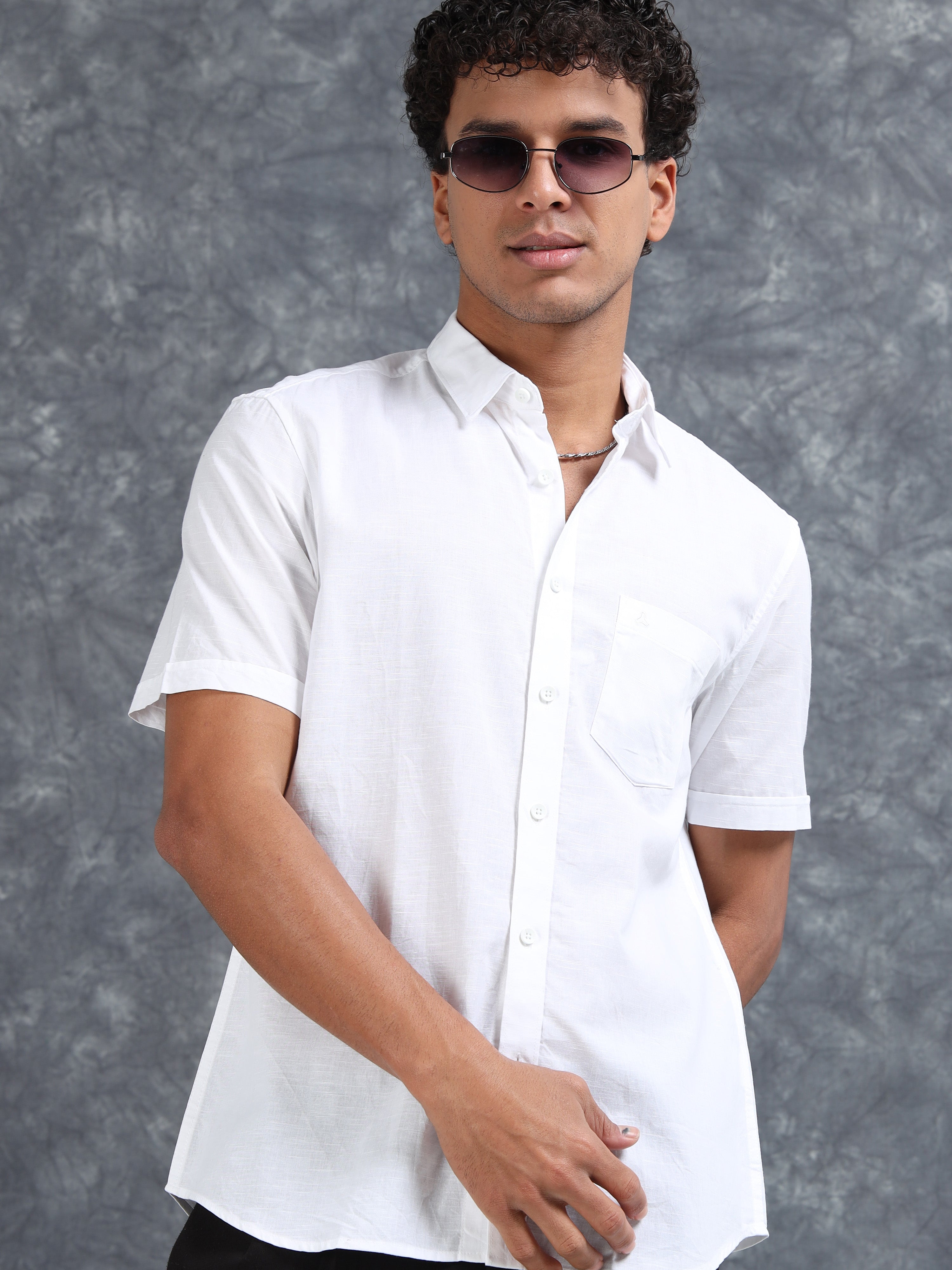 MEN'S WHITE SOLID SLIM FIT SHIRT