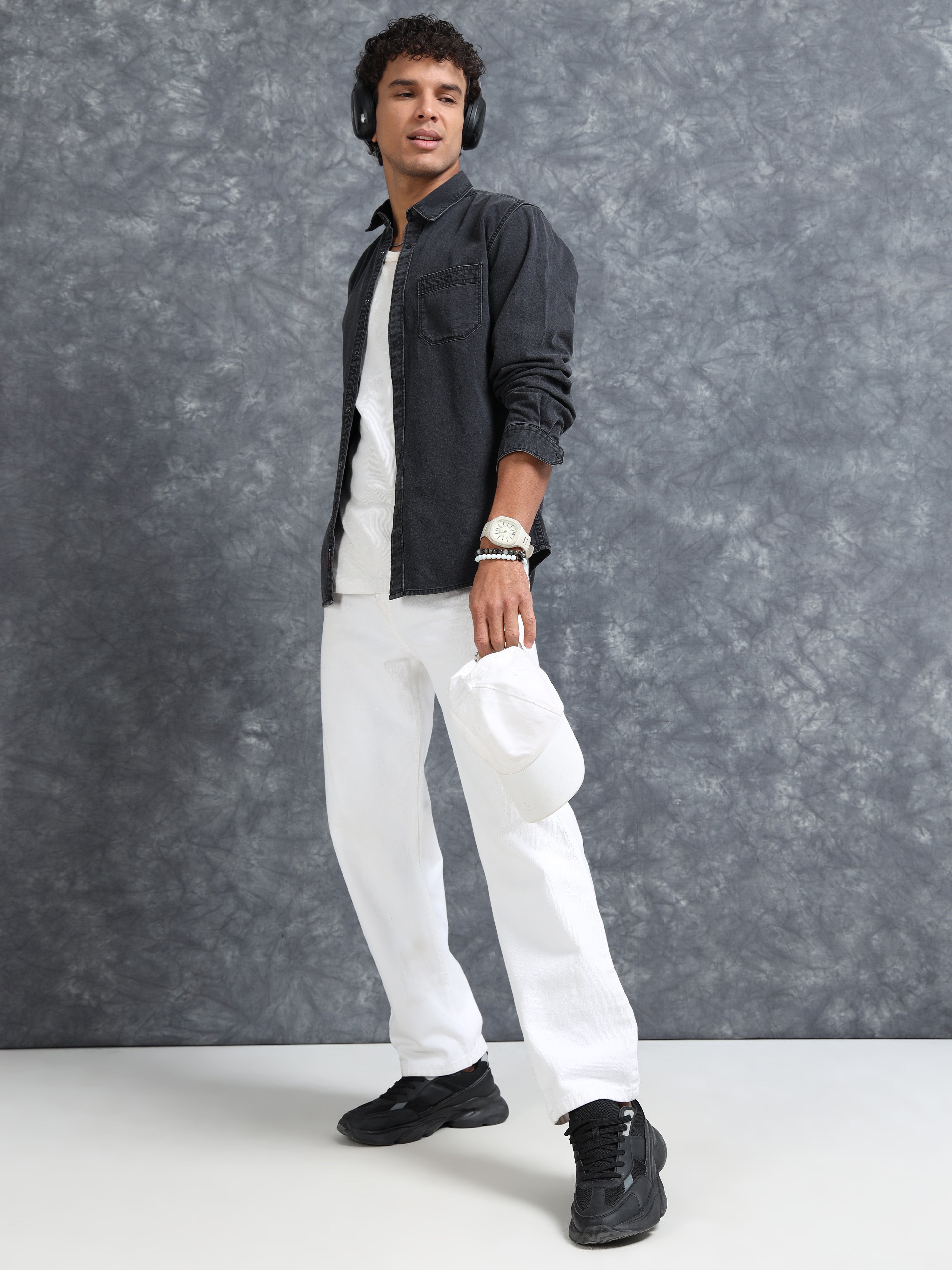 MEN'S BLACK DENIM SOLID SLIM FIT SHIRT