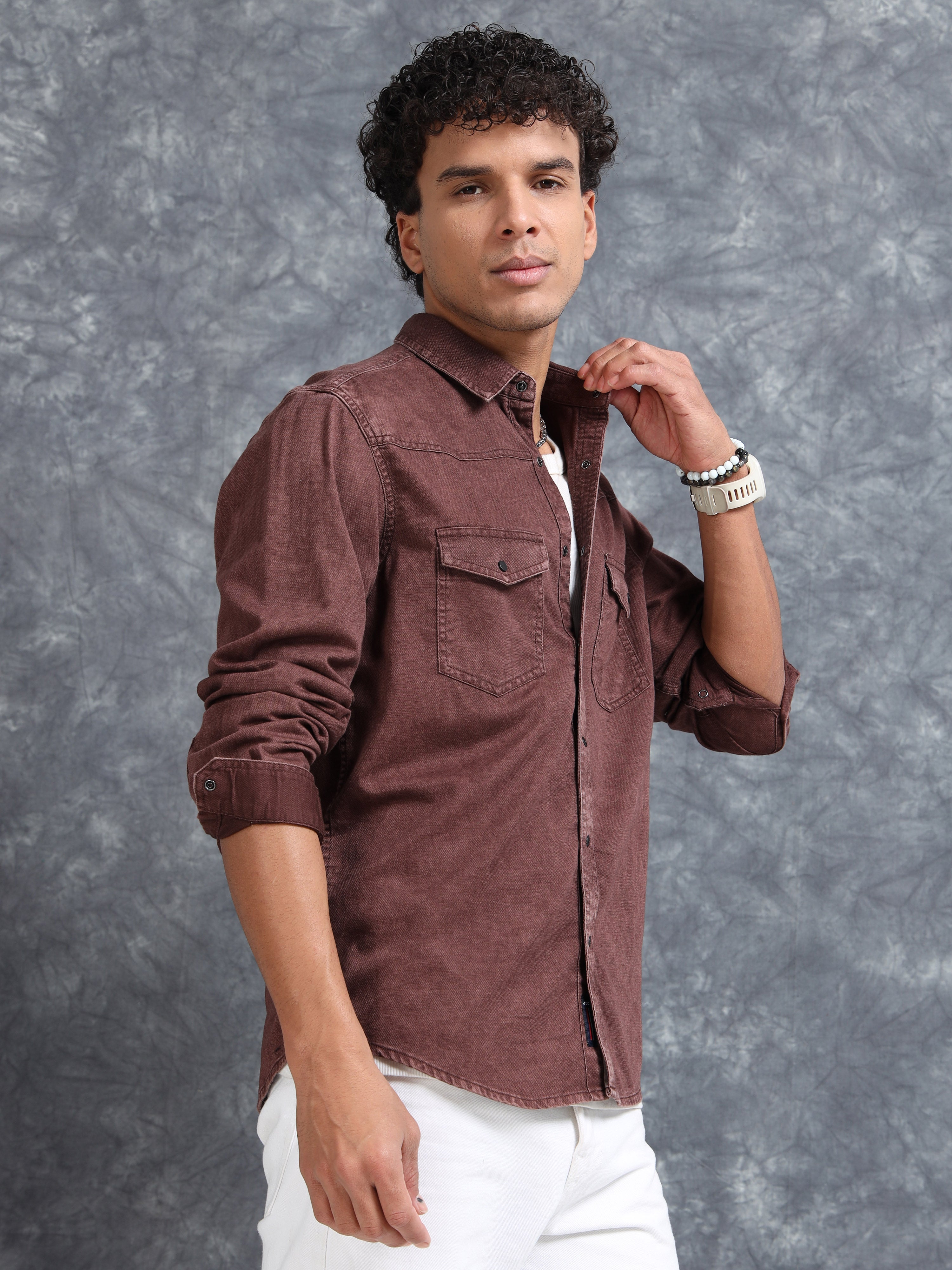 MEN'S BROWN DENIM SOLID SLIM FIT SHIRT
