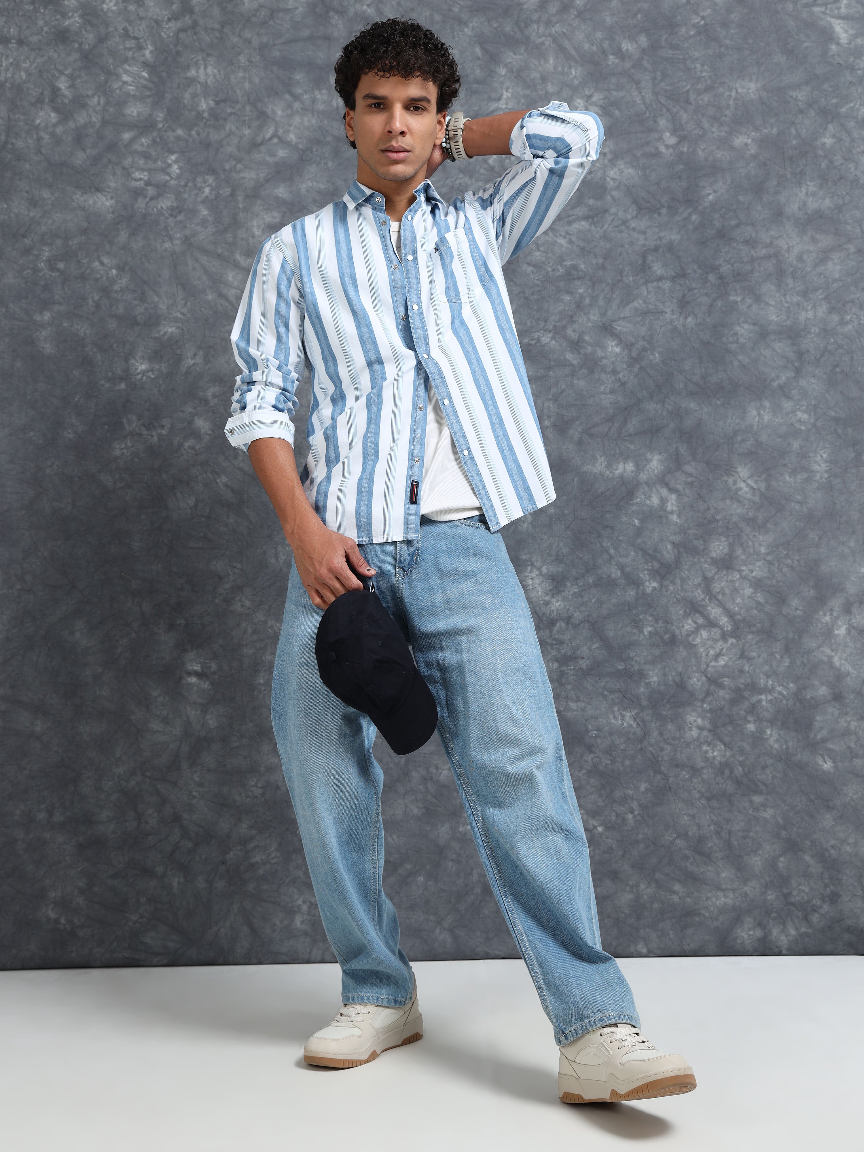 MEN'S WHITE INDIGO STRIPES SLIM FIT SHIRT