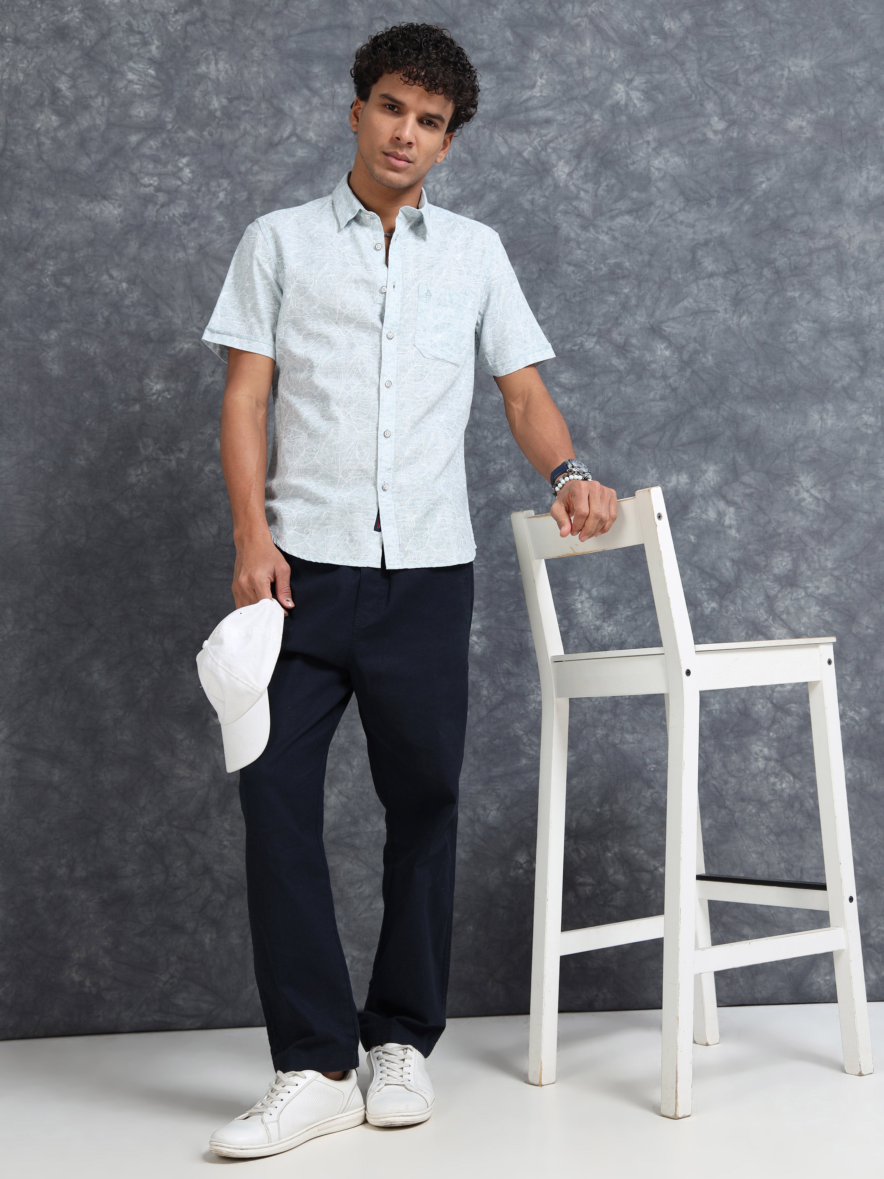 MEN'S BLUE PRINT SLIM FIT SHIRT