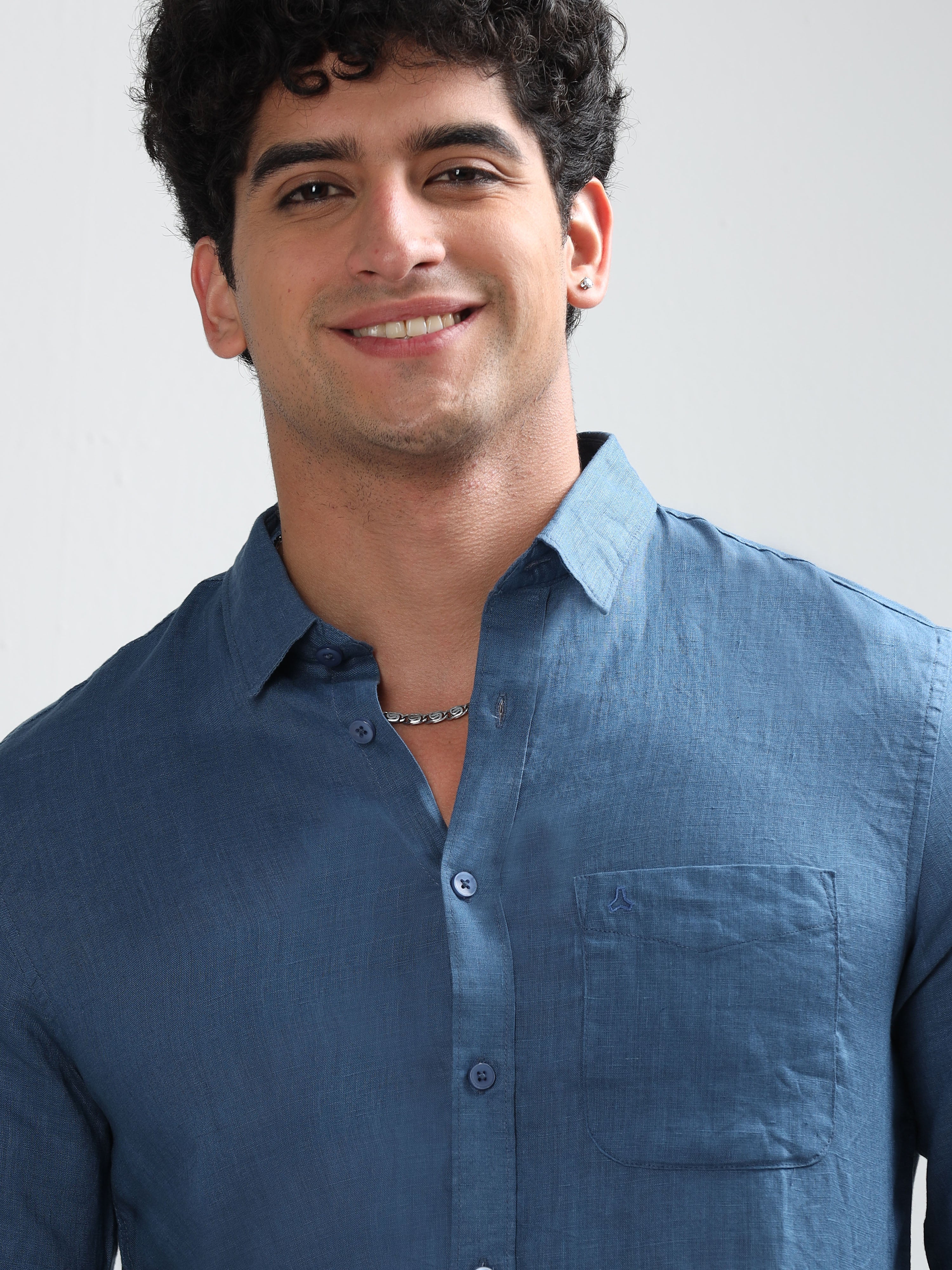 MEN'S BLUE SOLID SLIM FIT LINEN SHIRT