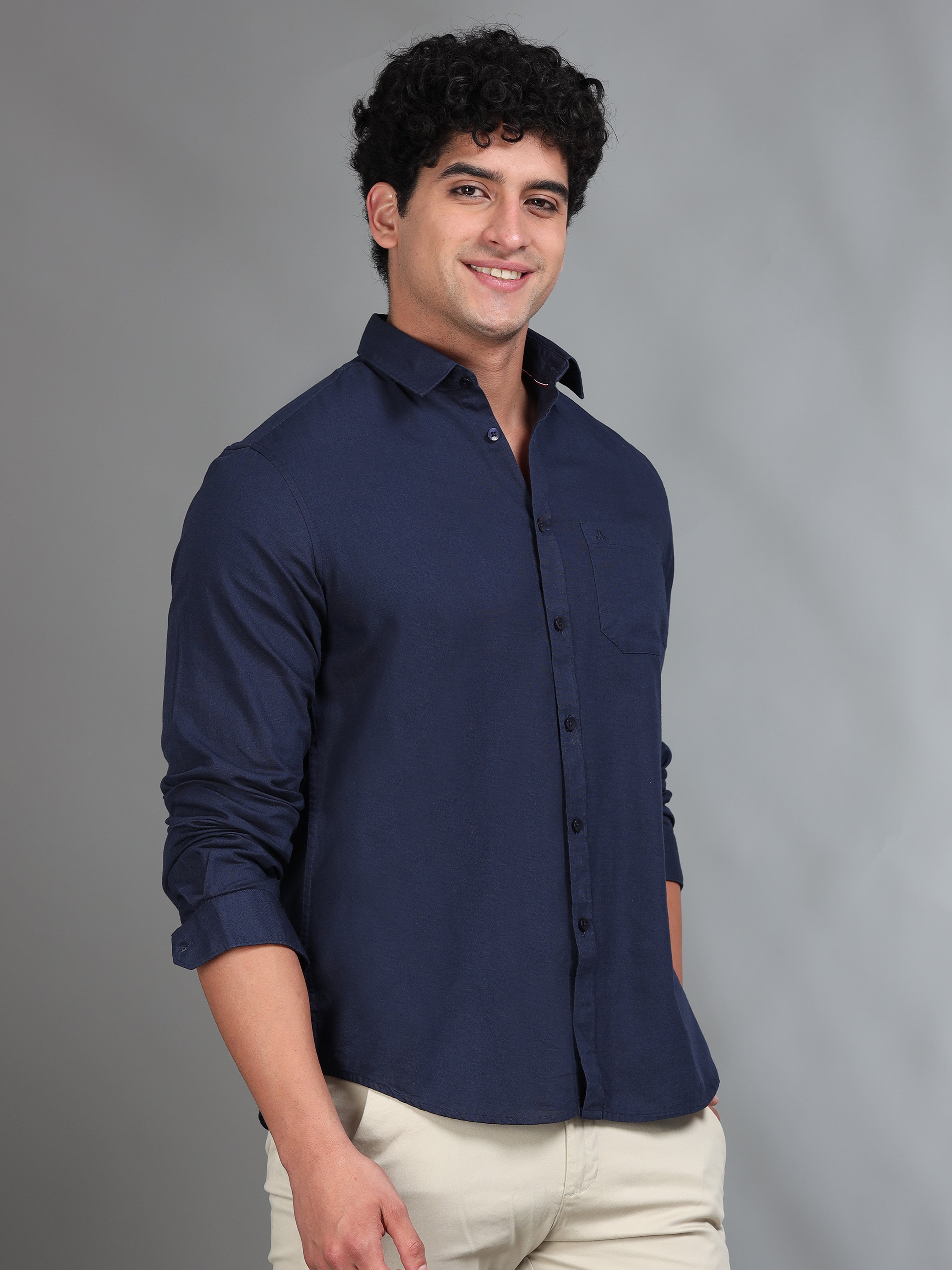 MEN'S BLUE SOLID SLIM FIT SHIRT