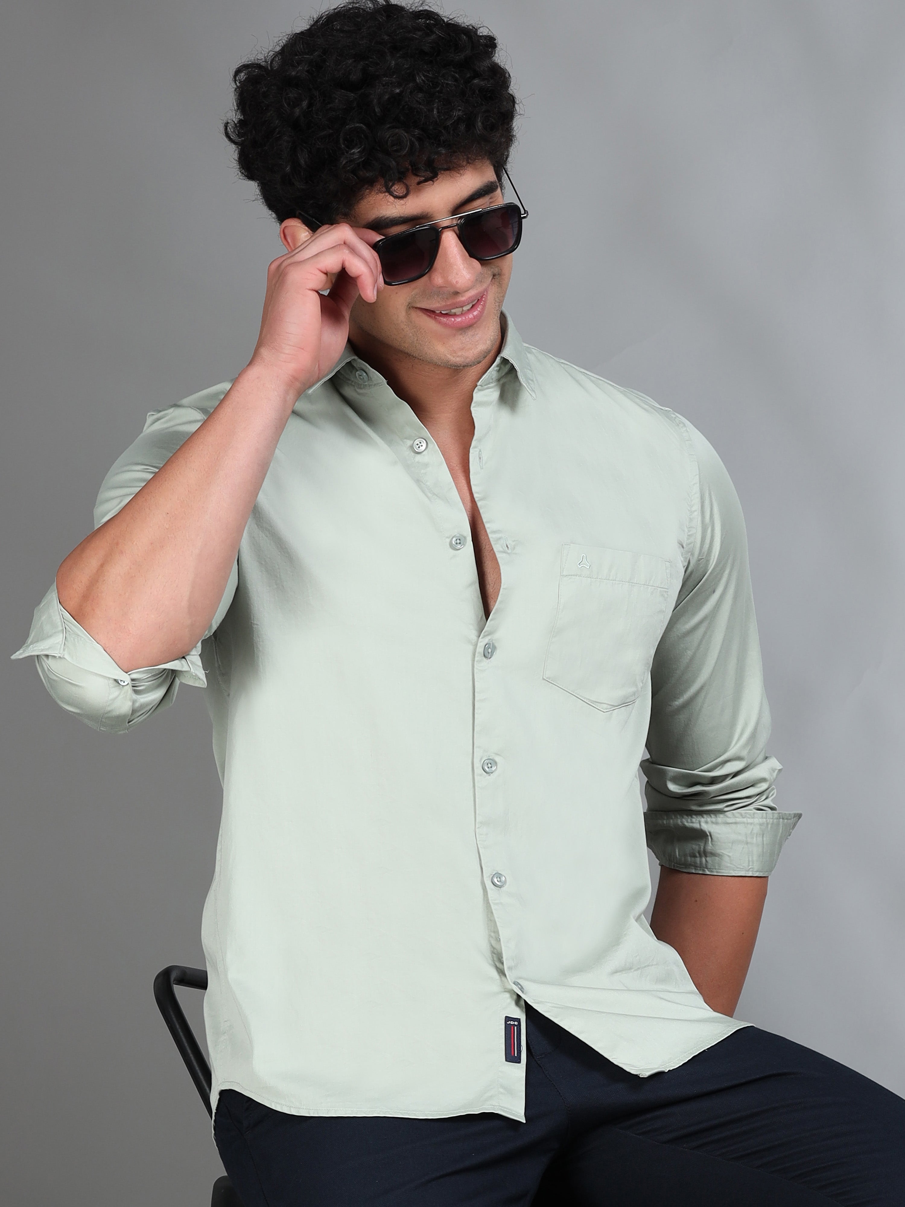 MEN'S LT.GREEN SOLID SLIM FIT SHIRT