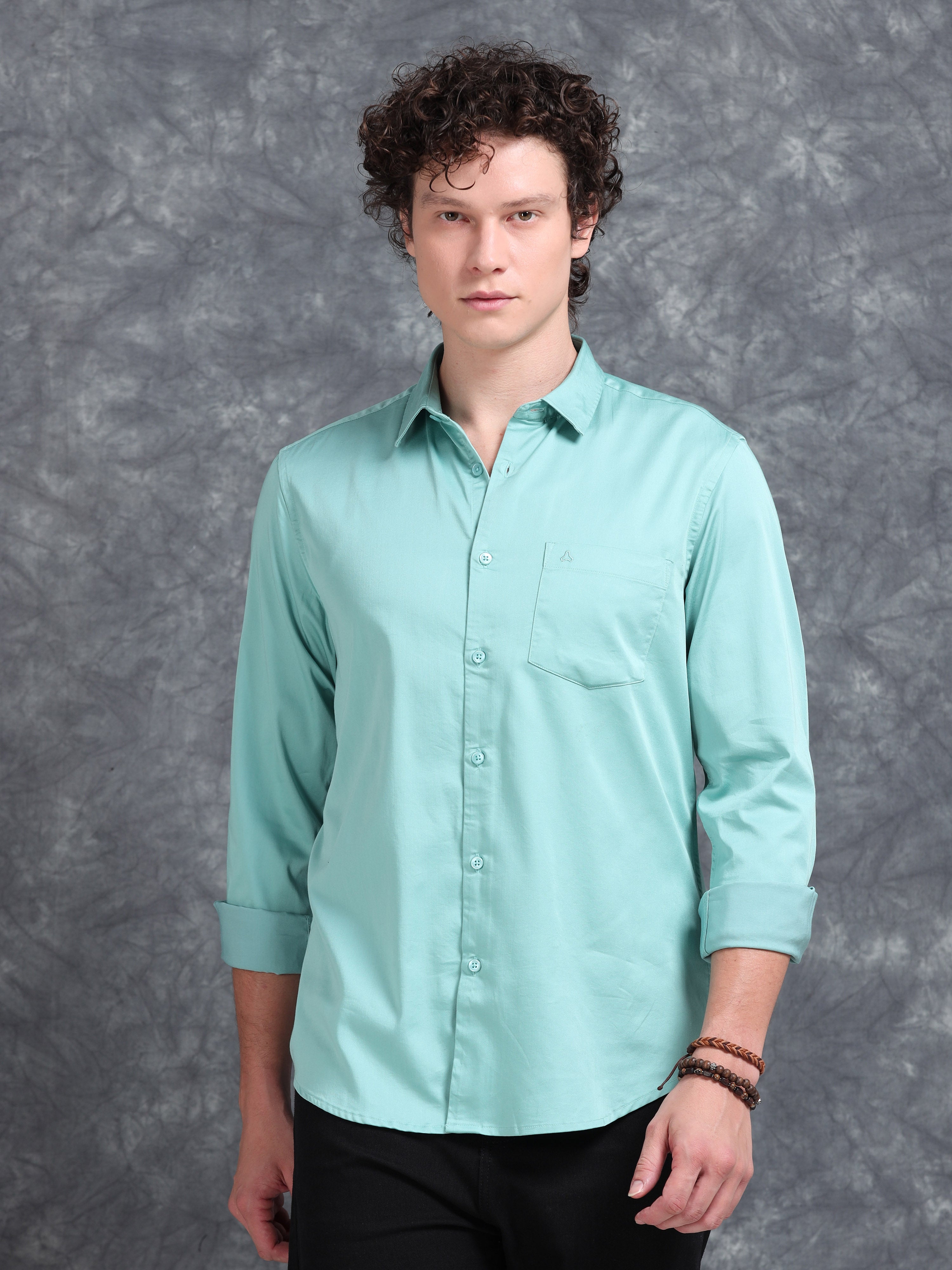 MEN'S AQUA BLUE SOLID SLIM FIT SHIRT