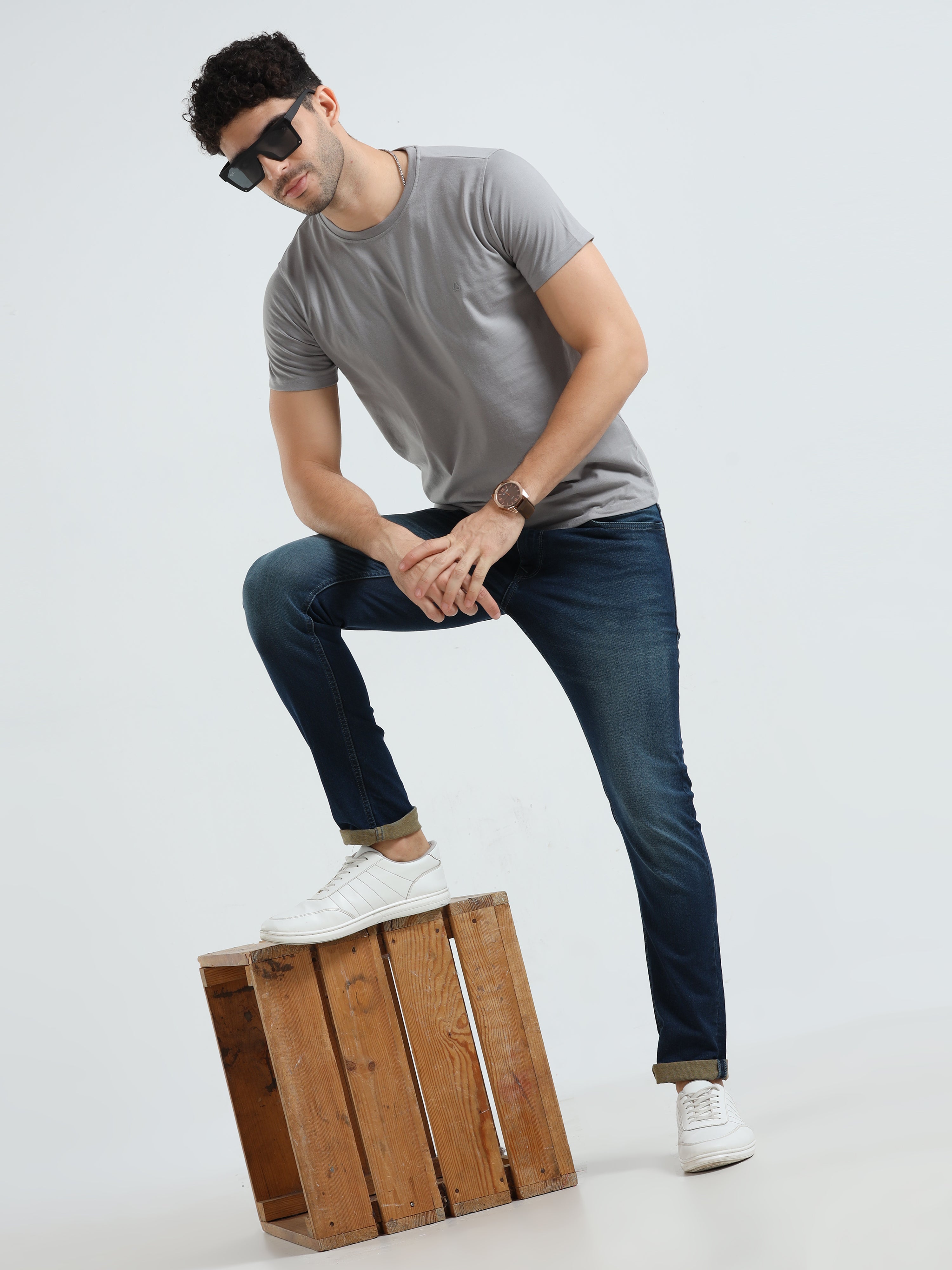 MEN'S BLUE SOLID SLIM FIT JEANS