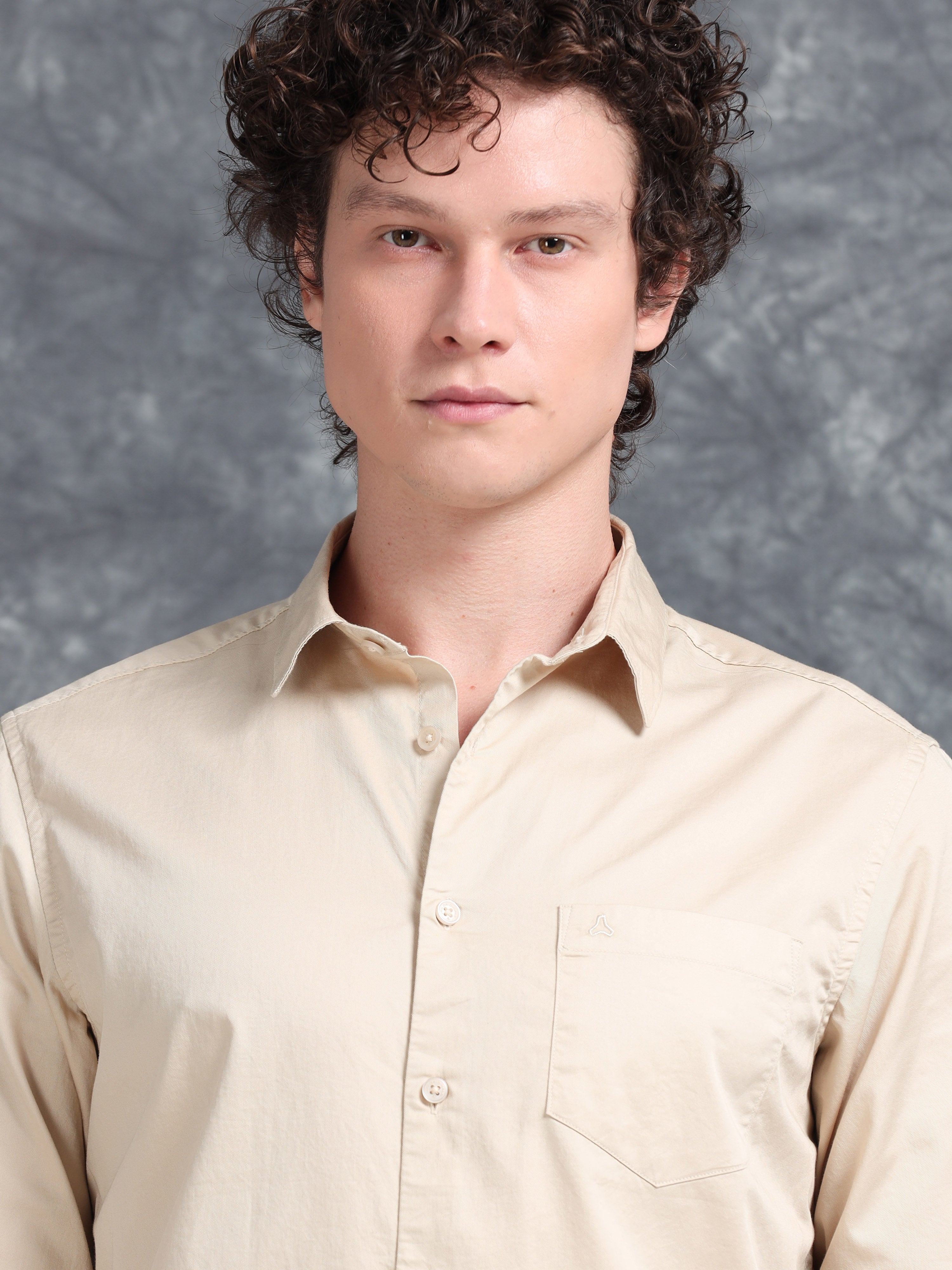 MEN'S SANDEL SOLID SLIM FIT SHIRT