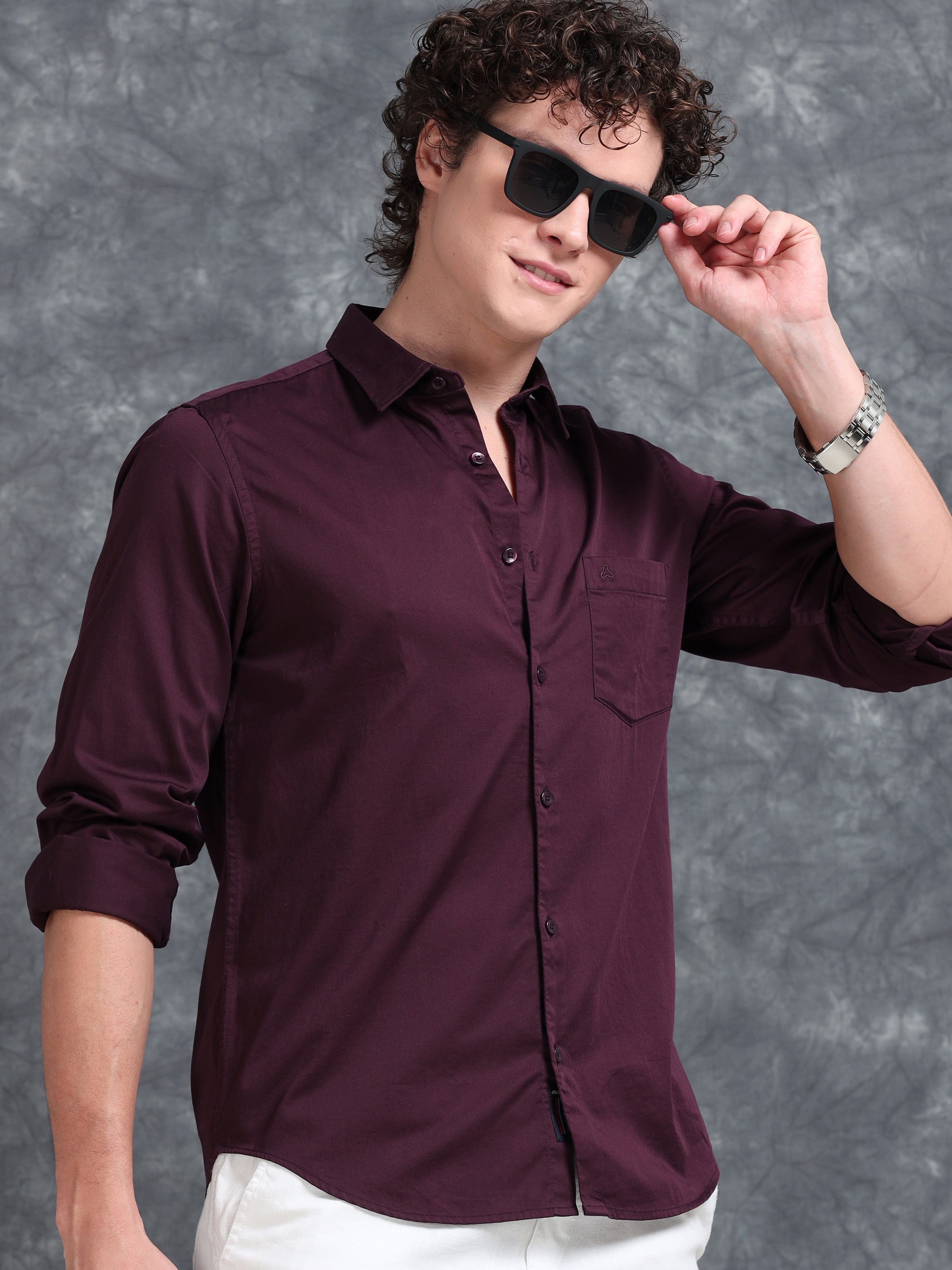 MEN'S WINE SOLID SLIM FIT SHIRT