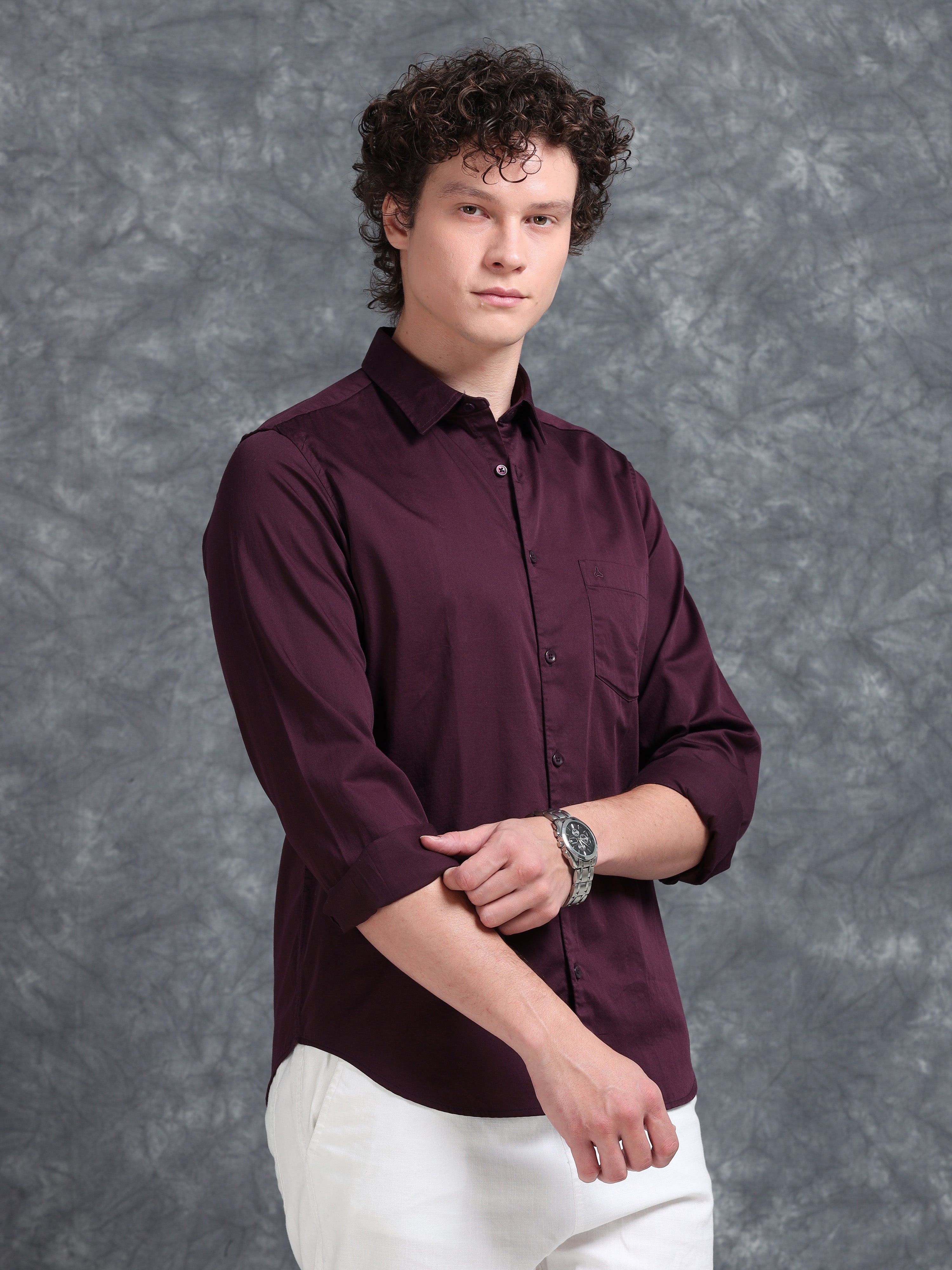 MEN'S WINE SOLID SLIM FIT SHIRT