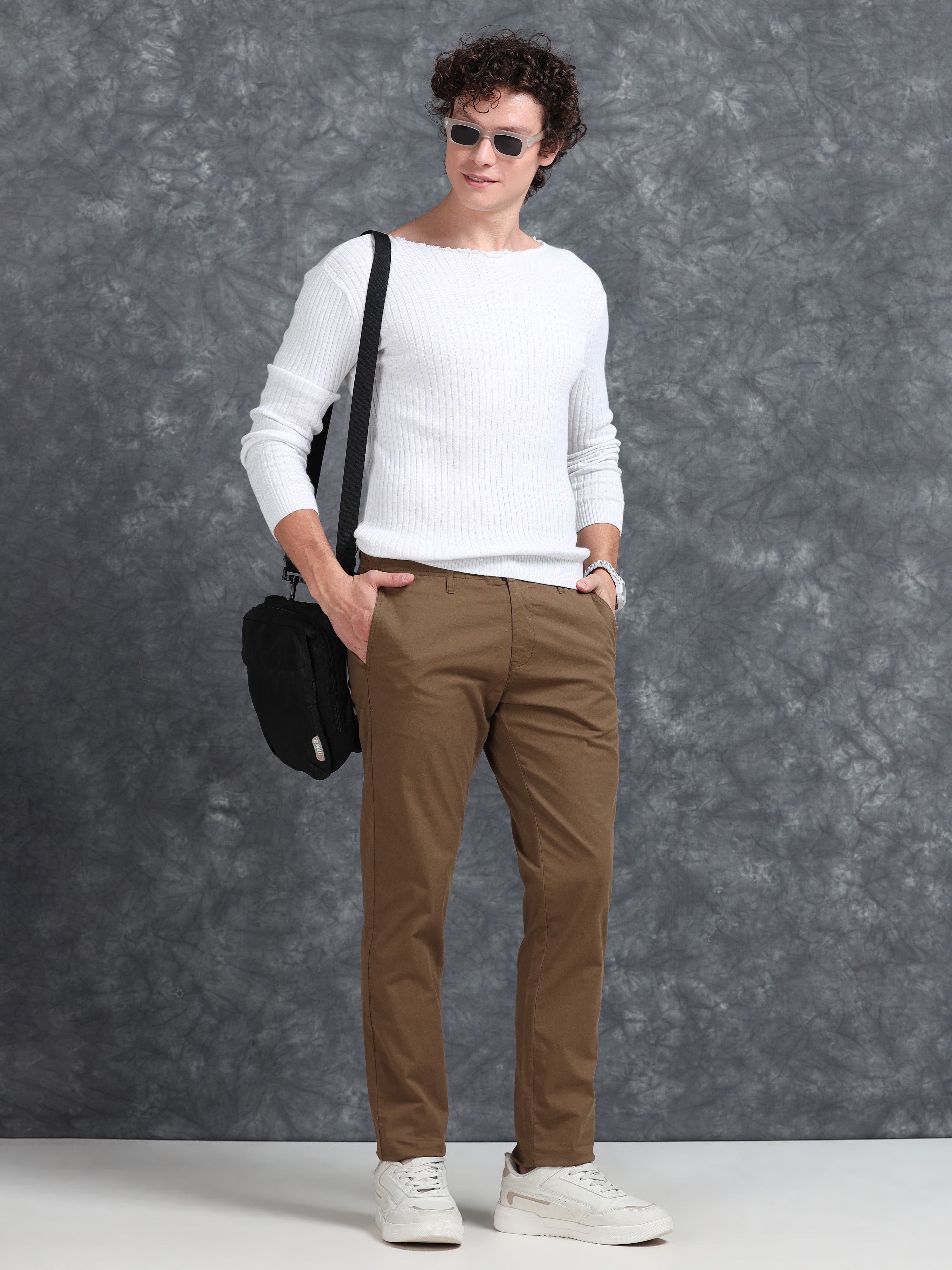 MEN'S DK.KHAKI SOLID SLIM FIT TROUSER