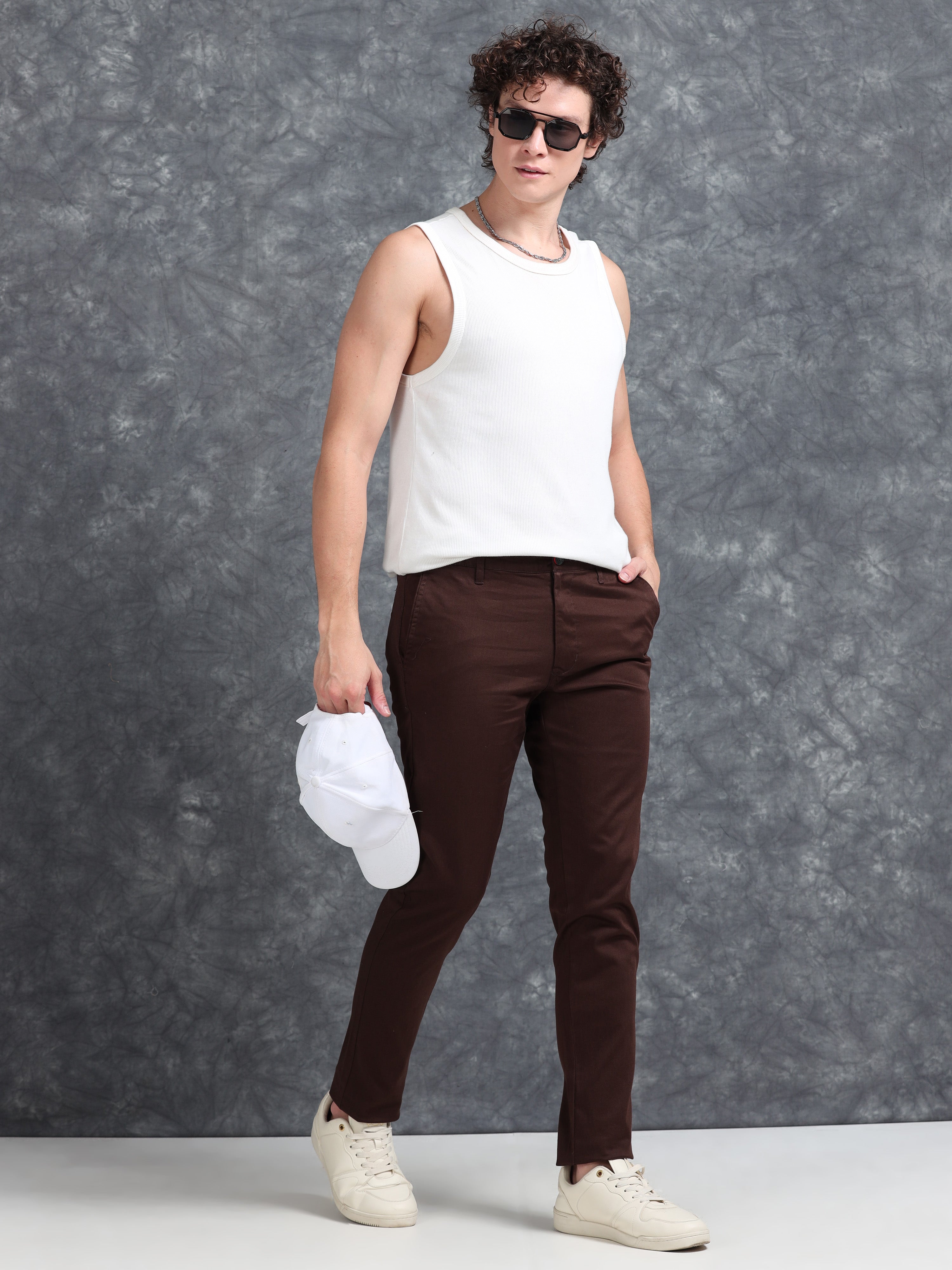 MEN'S COFFEE SOLID SLIM FIT TROUSER