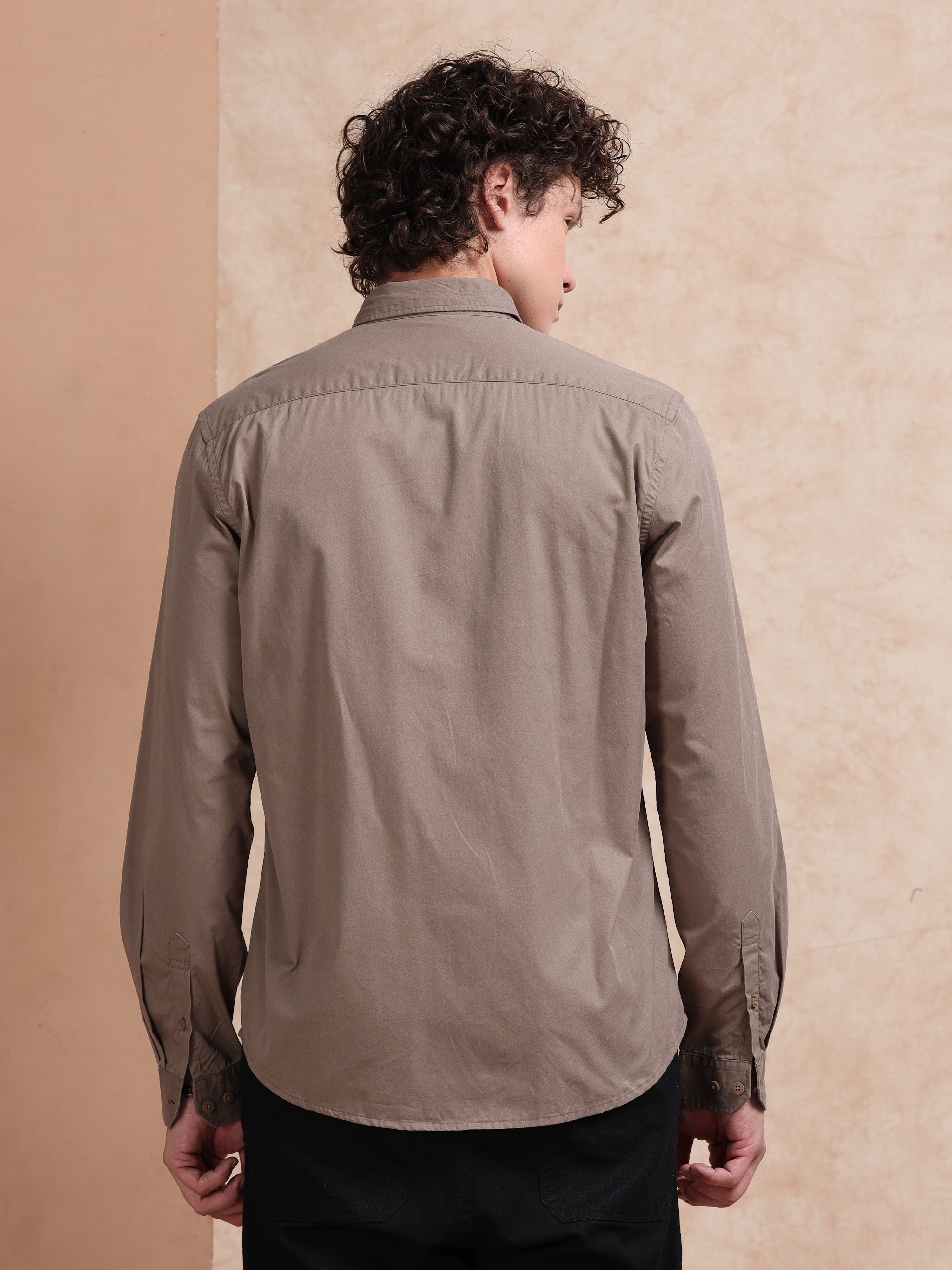 MEN'S DK.KHAKI SOLID SLIM FIT SHIRT