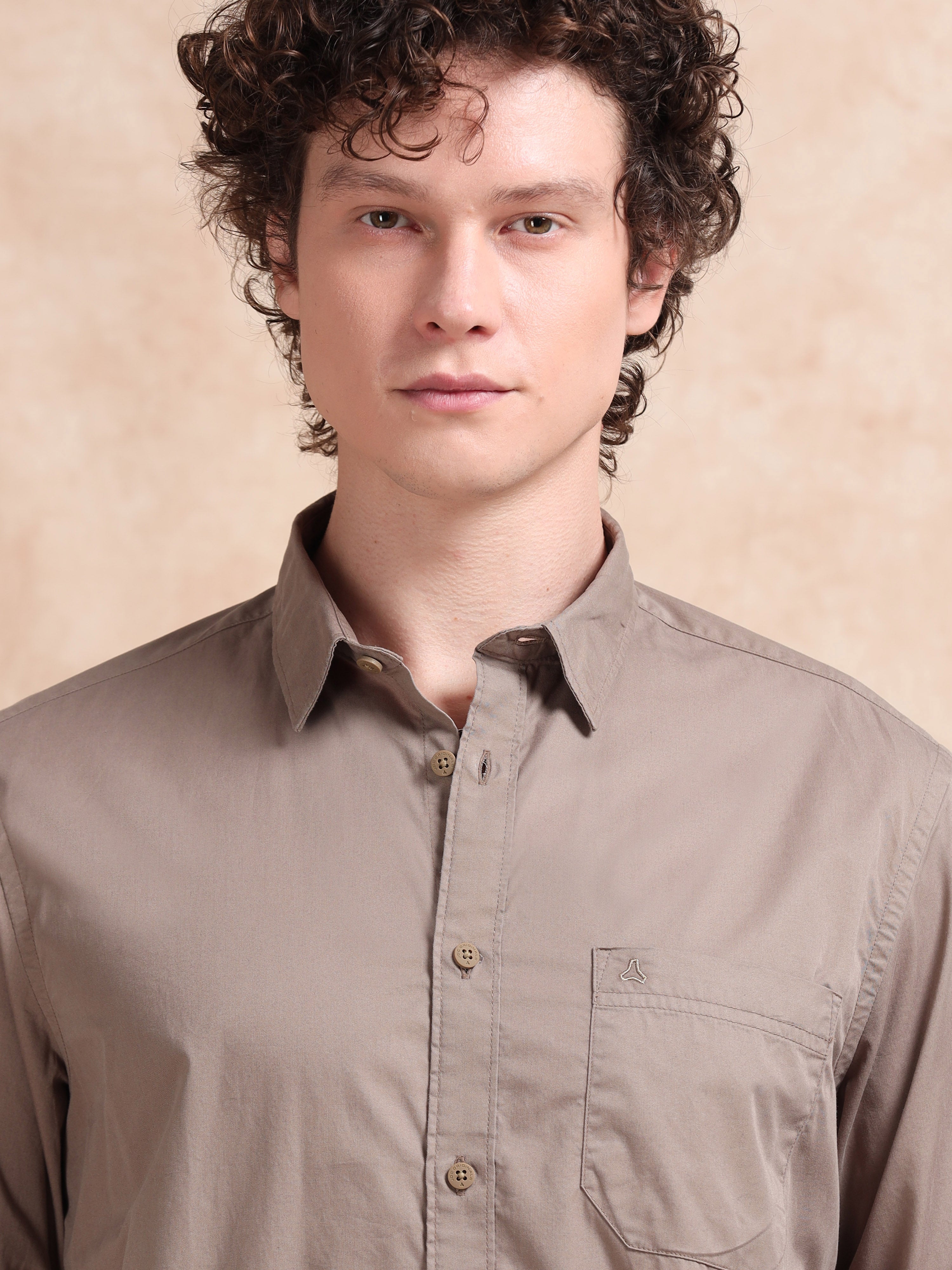 MEN'S DK.KHAKI SOLID SLIM FIT SHIRT