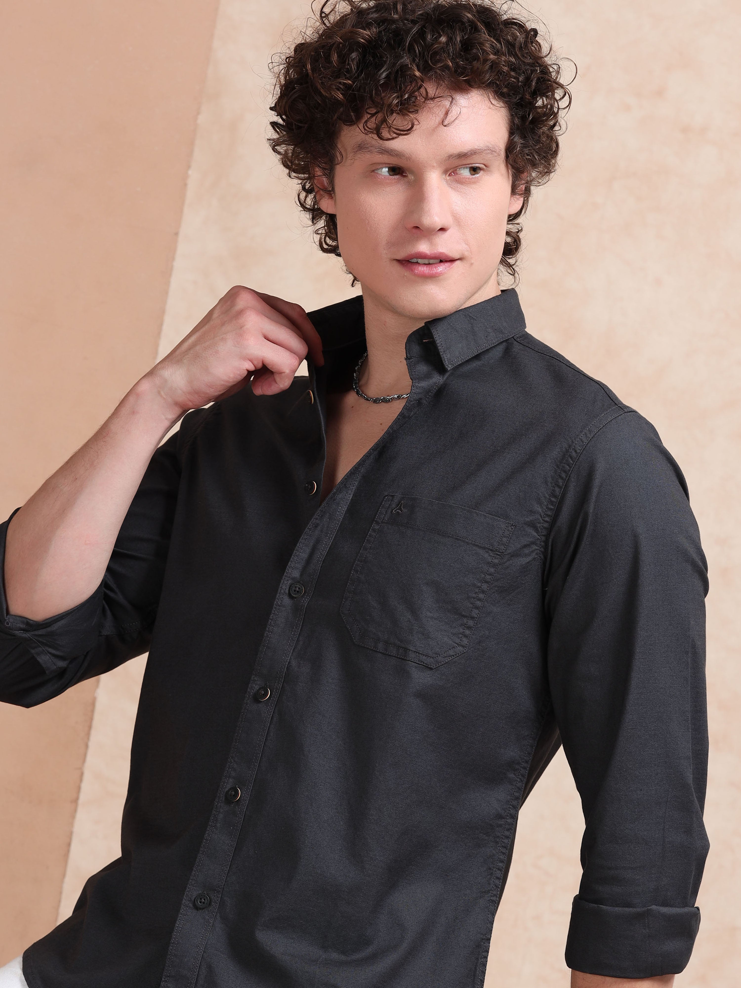 MEN'S DK.GREY SOLID SLIM FIT SHIRT