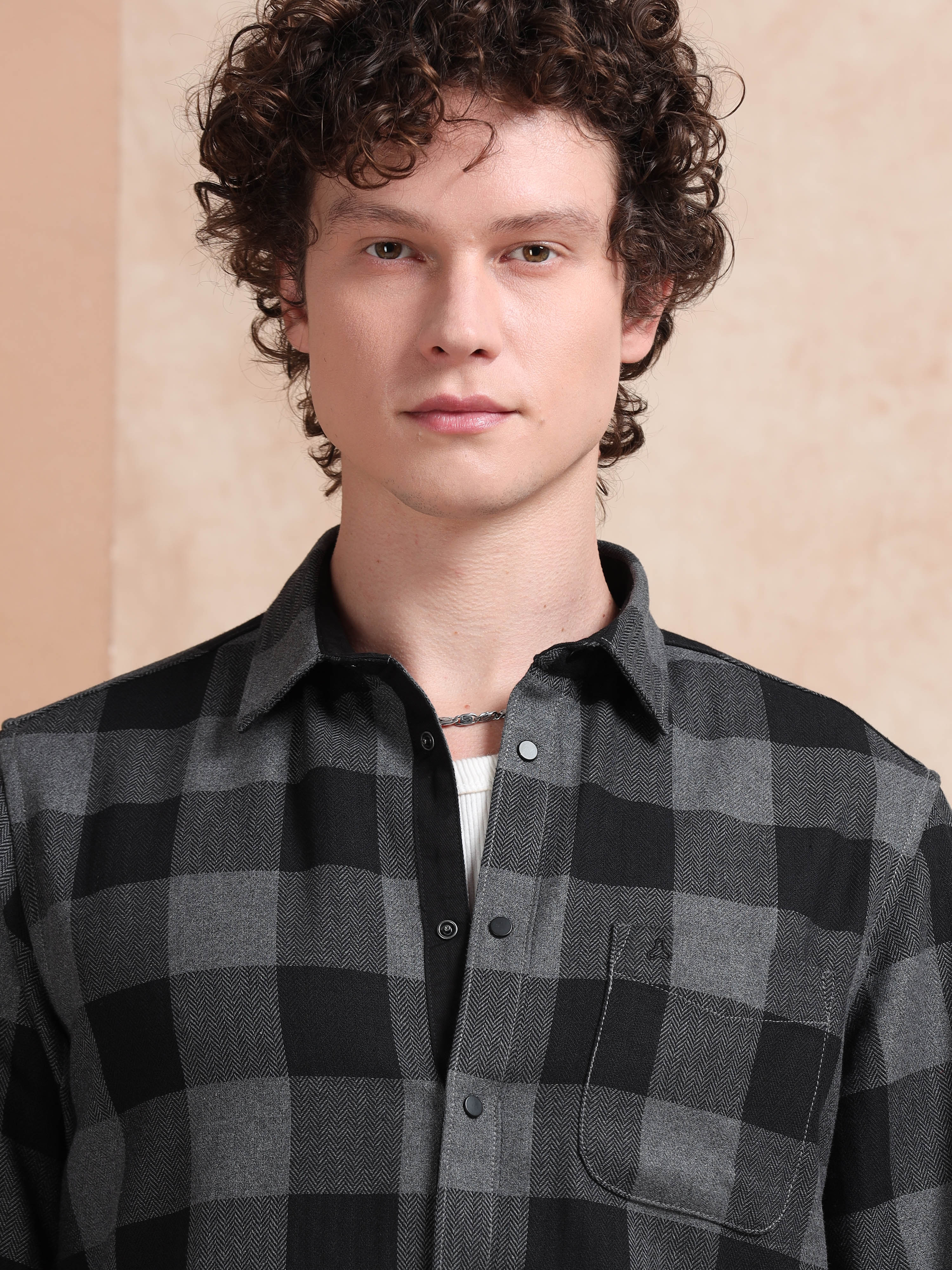MEN'S BLACK CHECKS SLIM FIT SHIRT