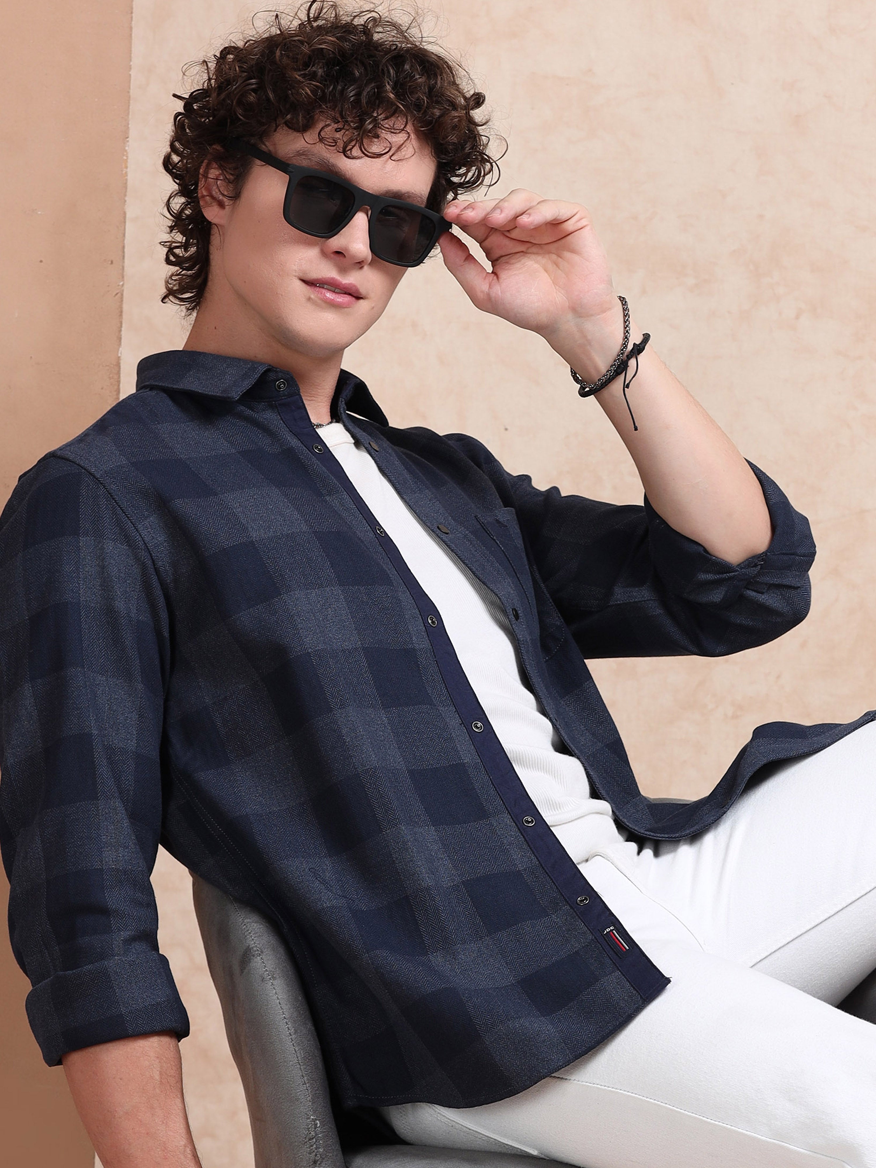 MEN'S NAVY CHECKS SLIM FIT SHIRT