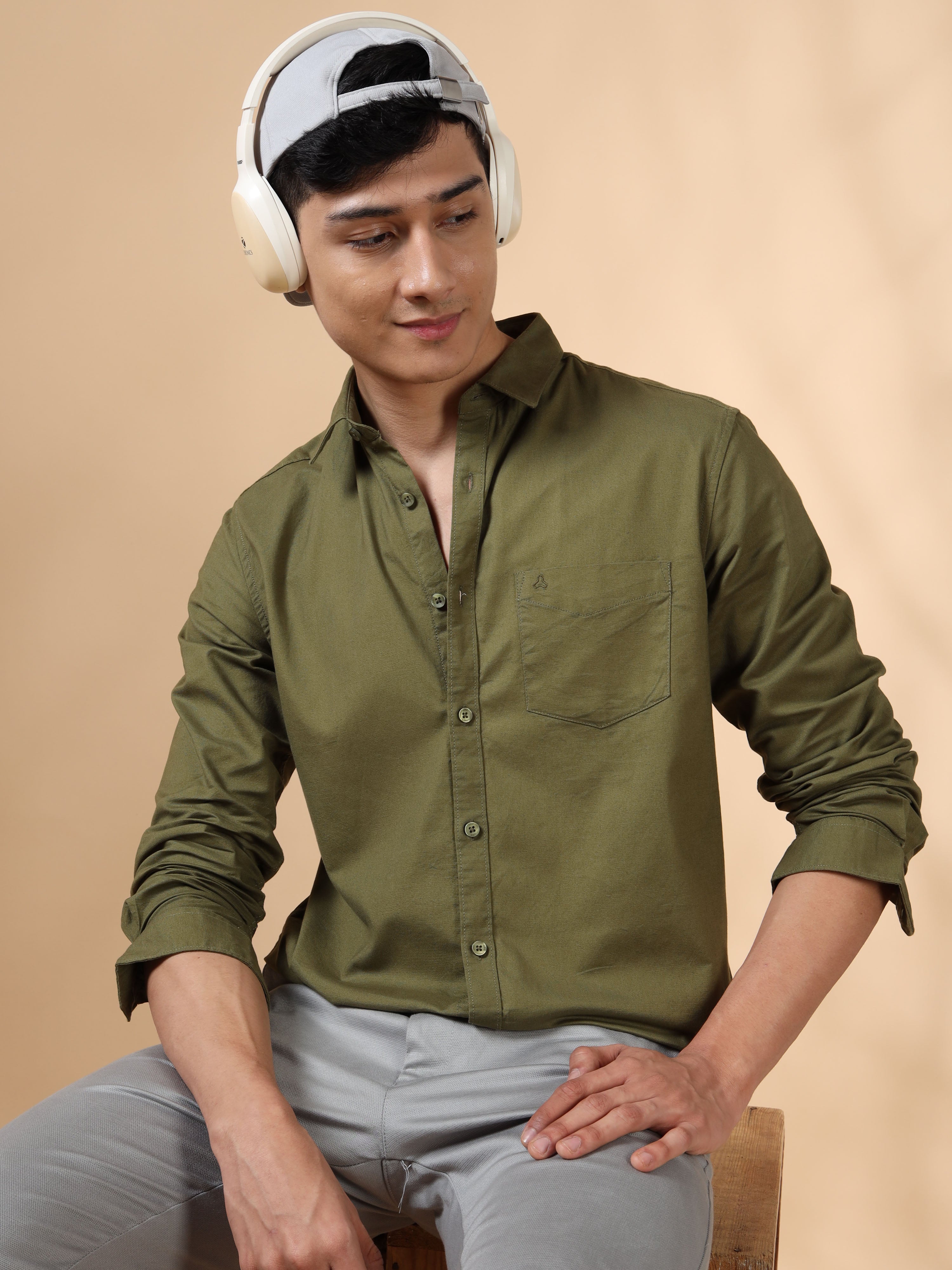 MEN'S GREEN SOLID SLIM FIT SHIRT