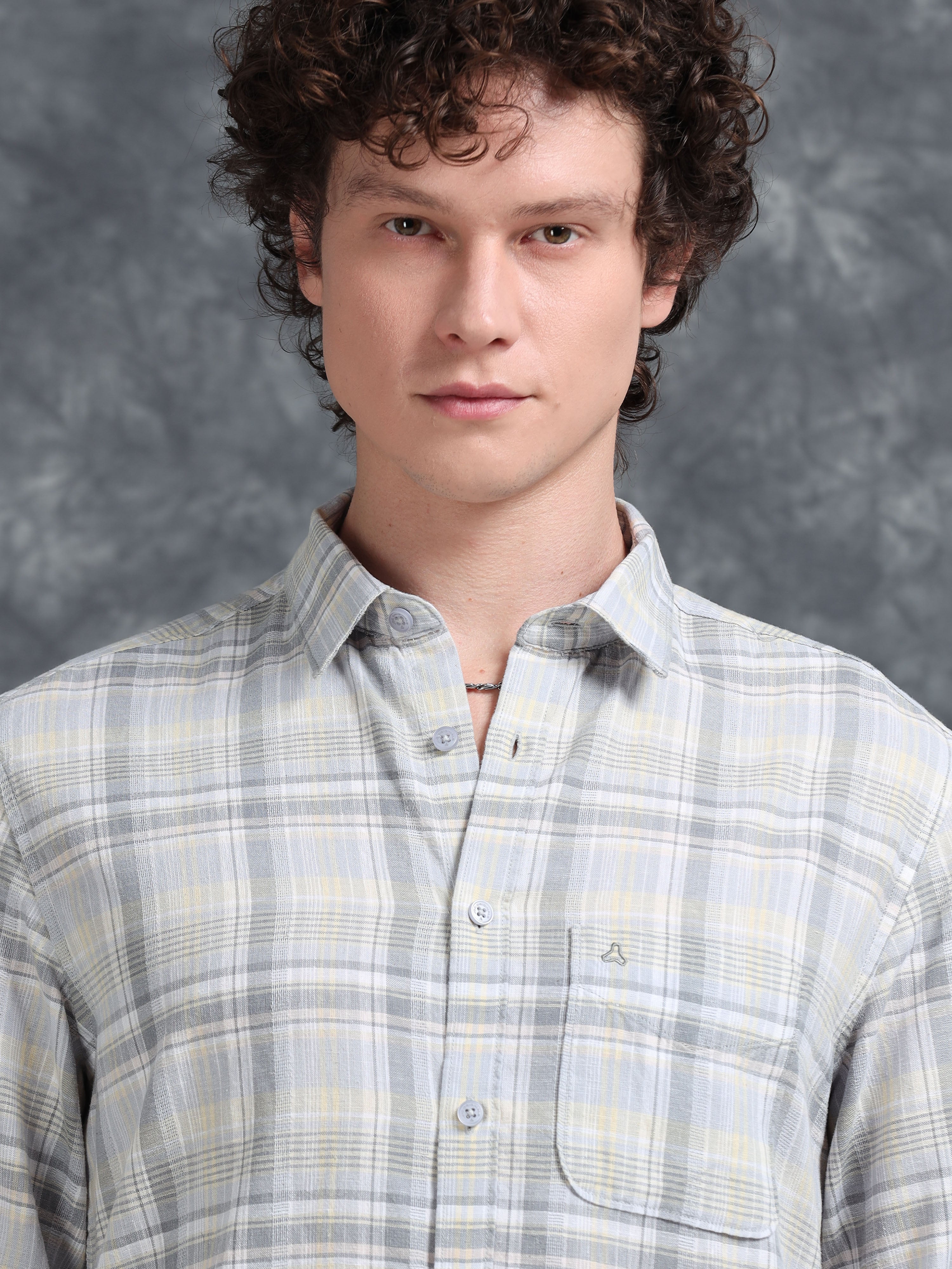 MEN'S LT.GREY CHECKS SLIM FIT SHIRT