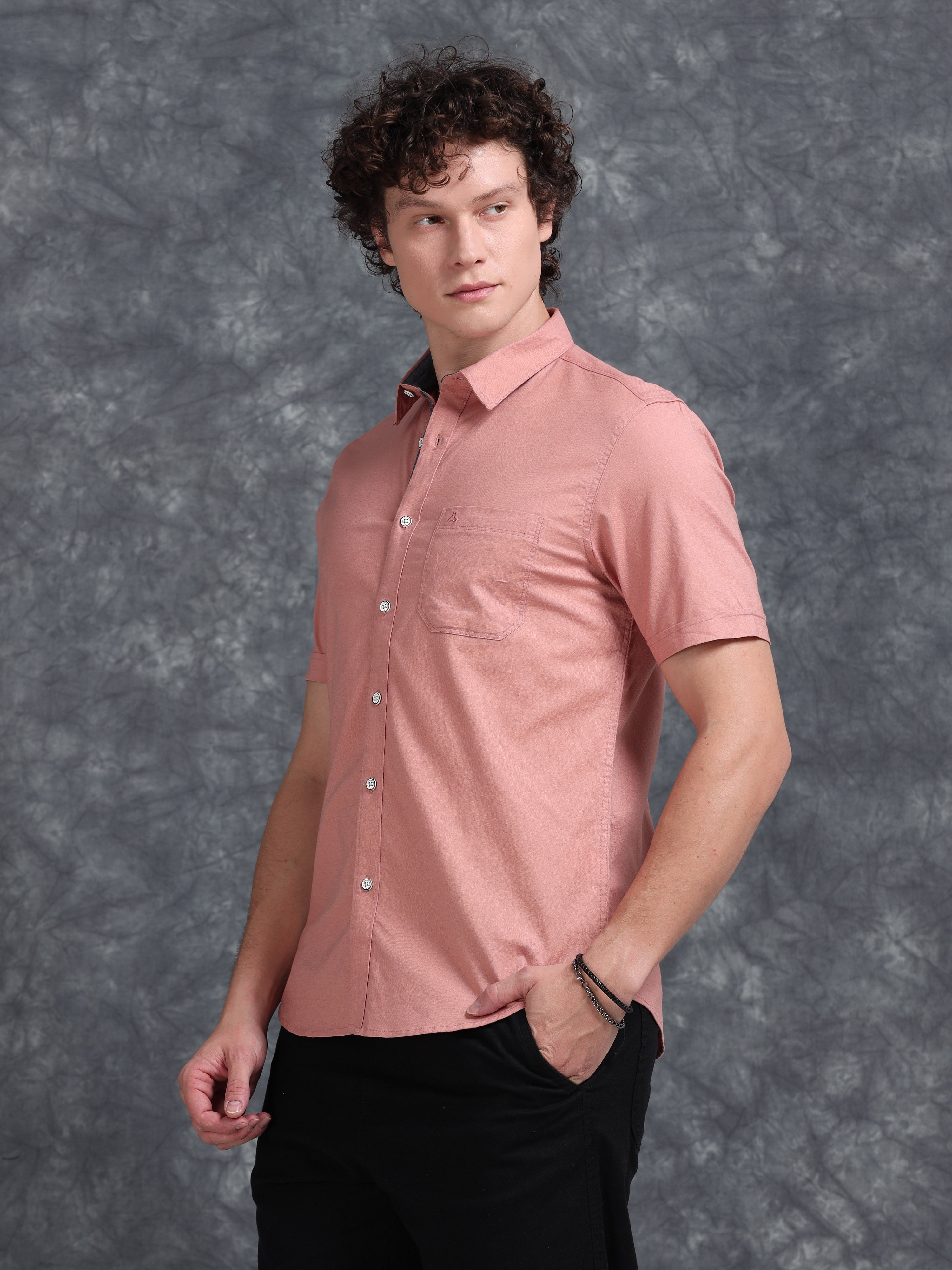 MEN'S CORAL SOLID SLIM FIT SHIRT