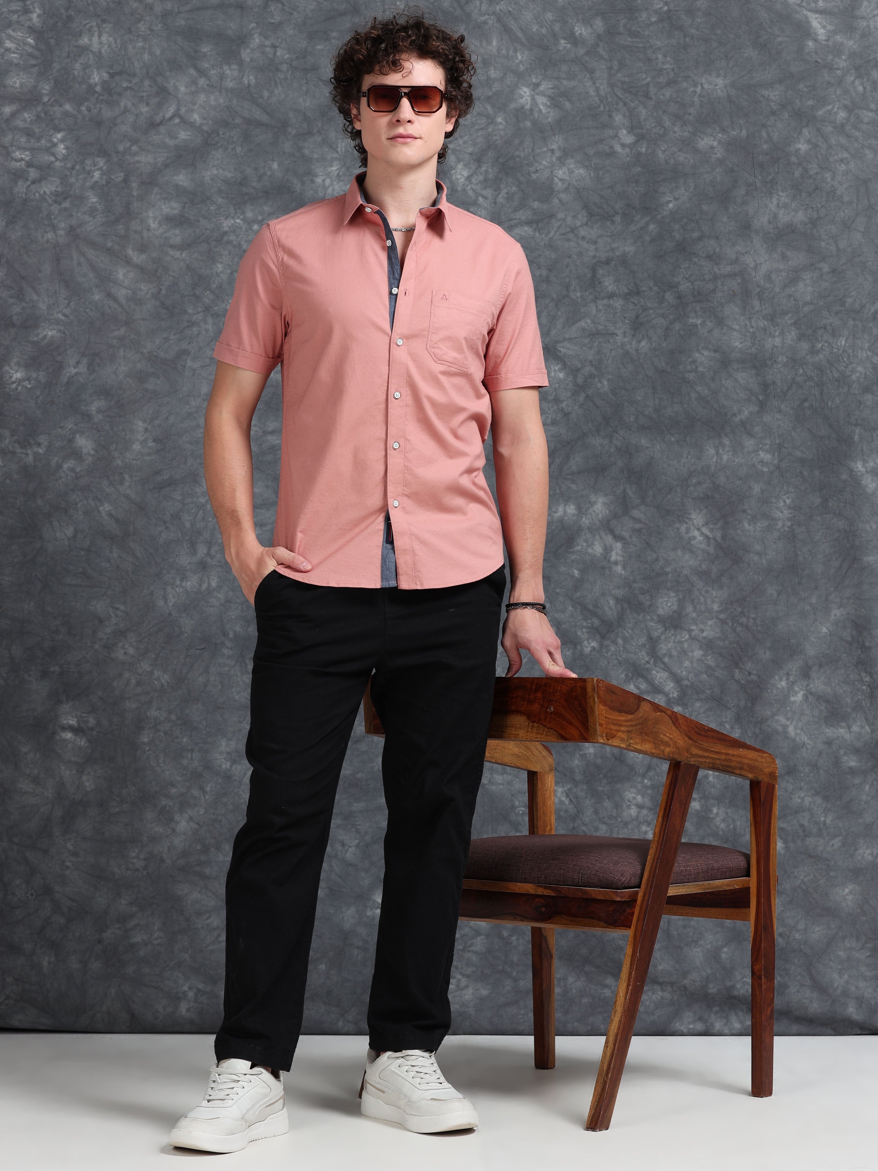 MEN'S CORAL SOLID SLIM FIT SHIRT