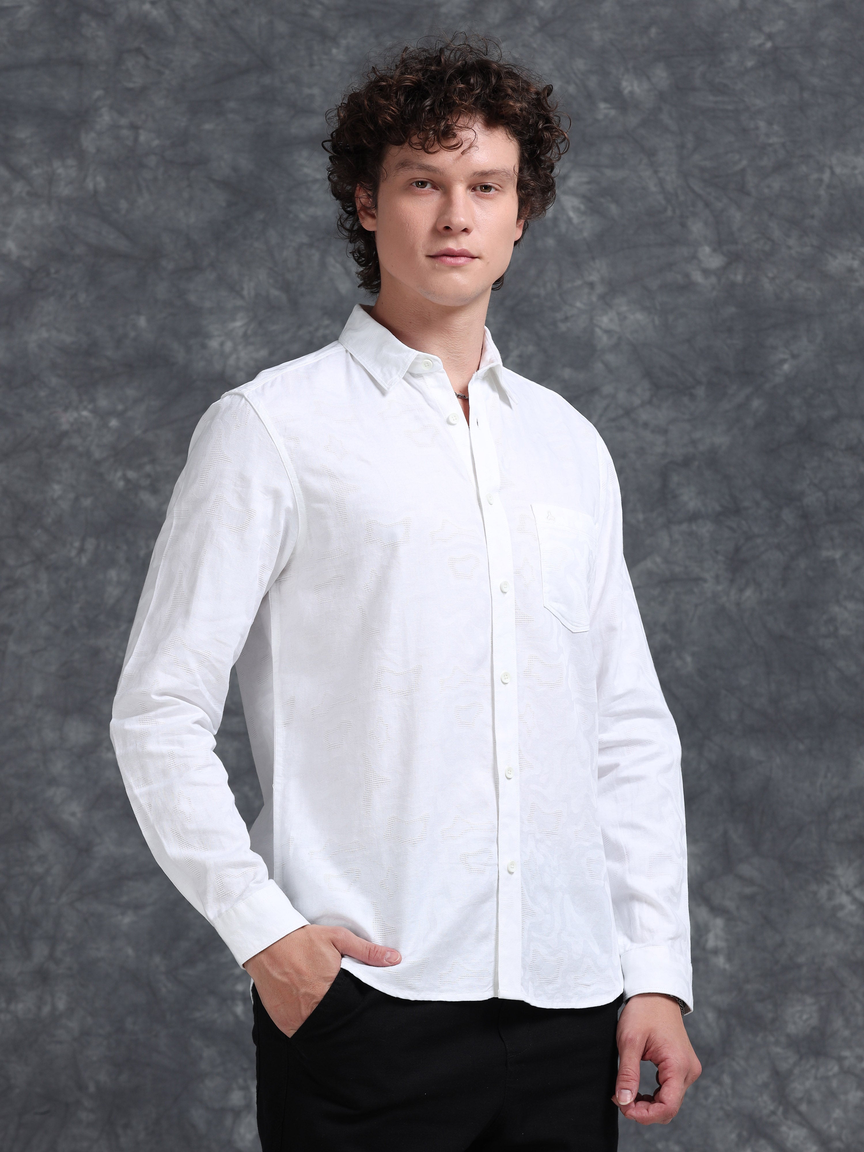 MEN'S WHITE SELF DESIGN SLIM FIT SHIRT