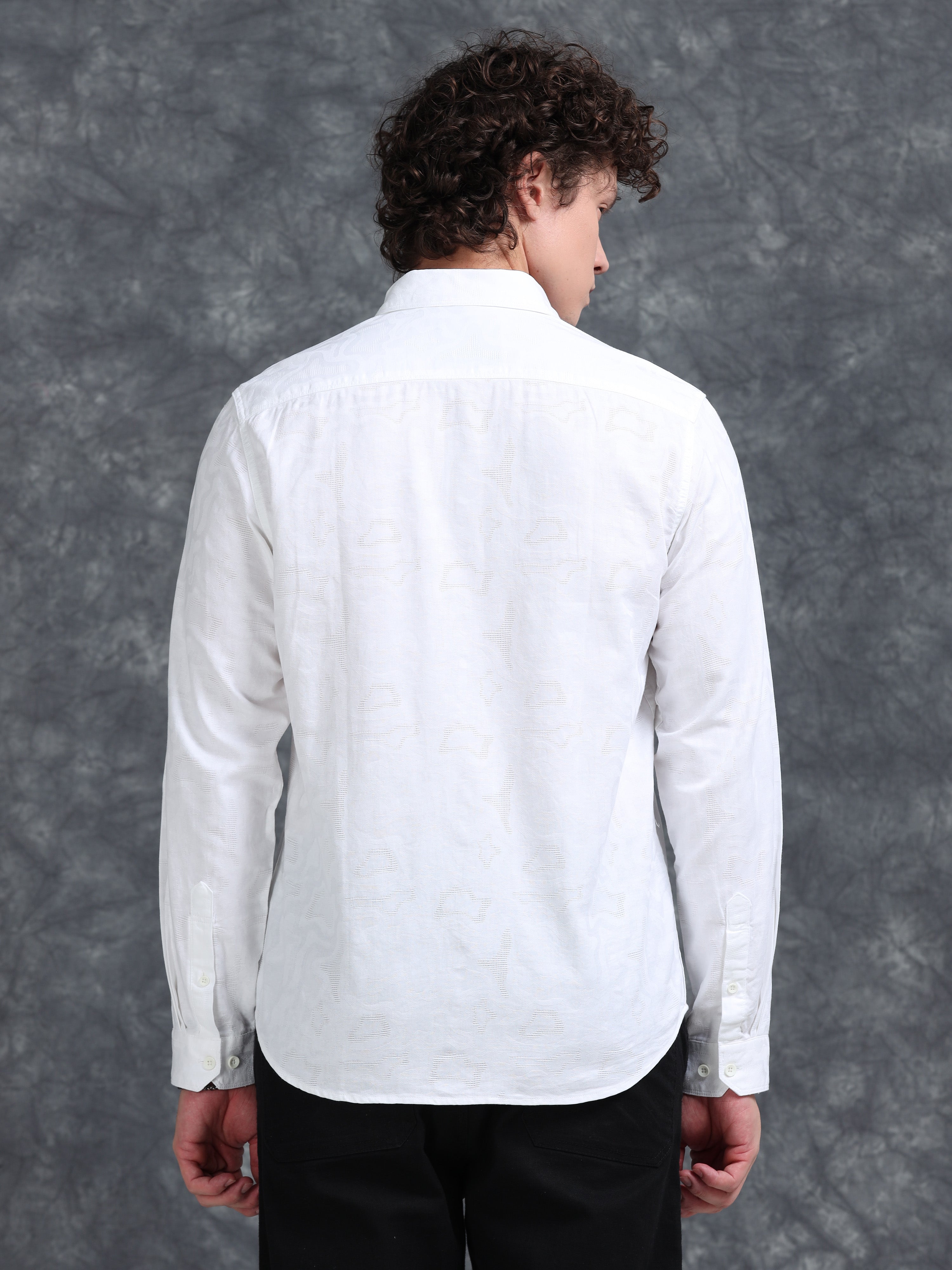 MEN'S WHITE SELF DESIGN SLIM FIT SHIRT