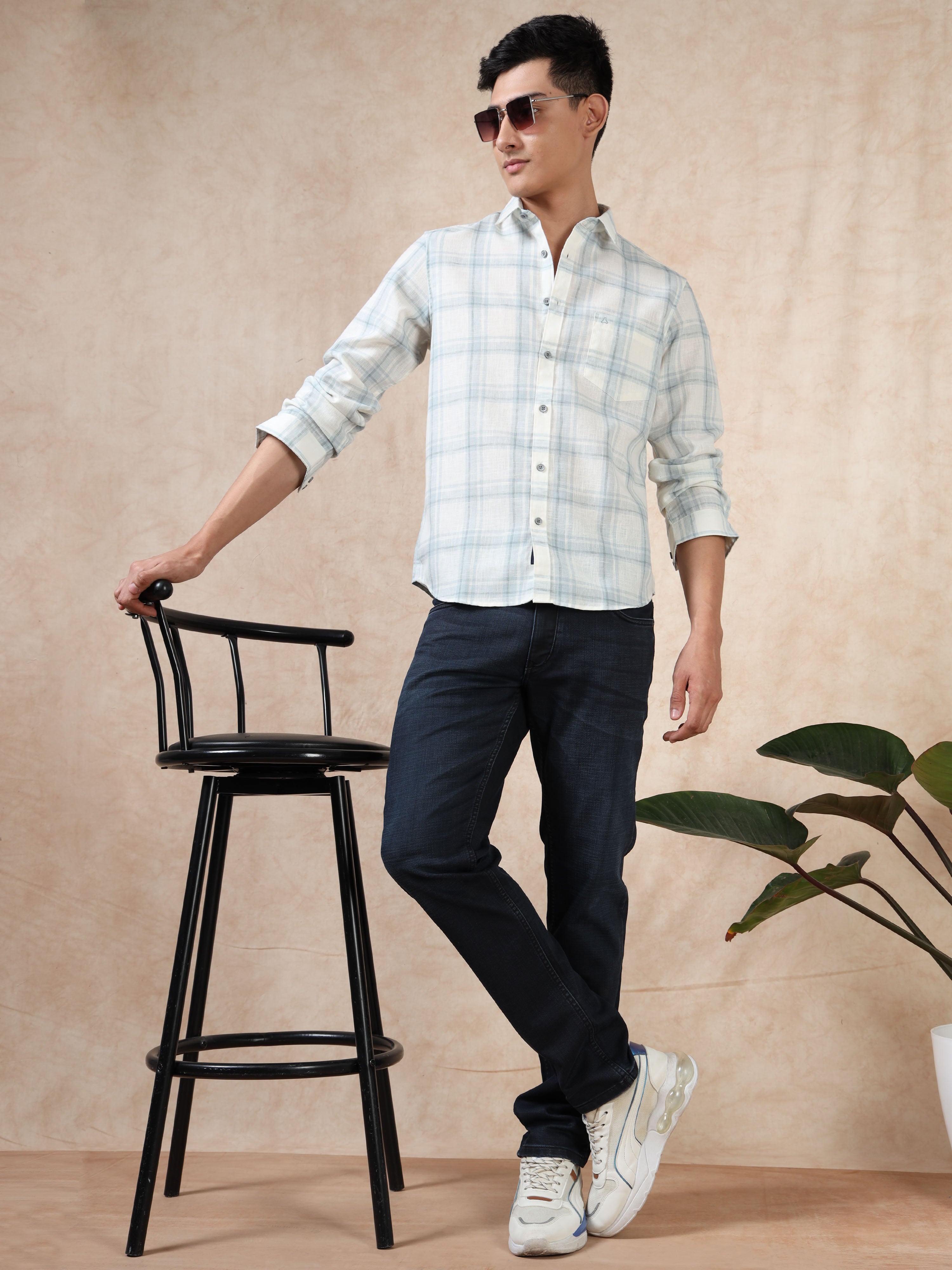 MEN'S BLUE CHECKS SLIM FIT SHIRT