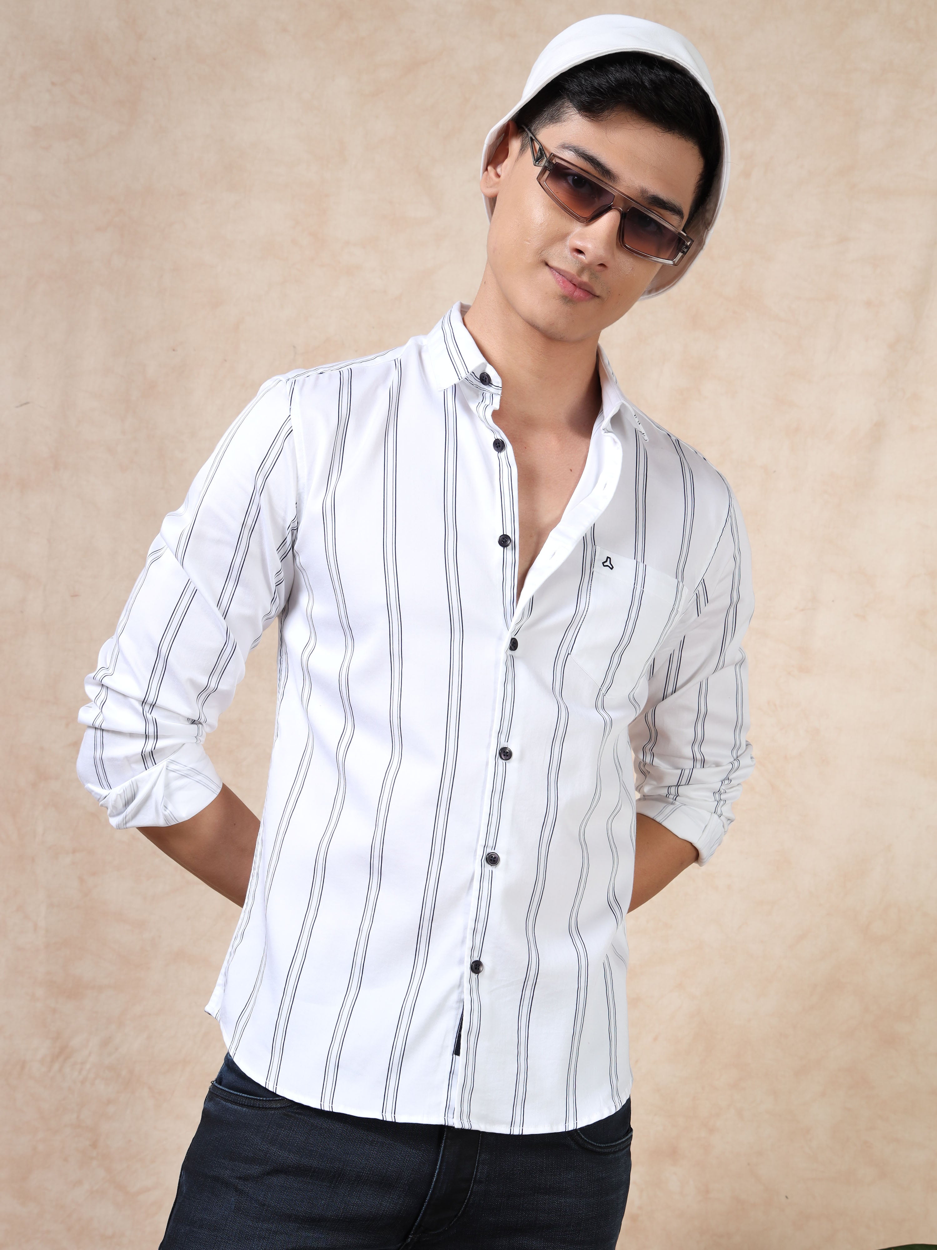MEN'S WHITE STRIPE SLIM FIT SHIRT