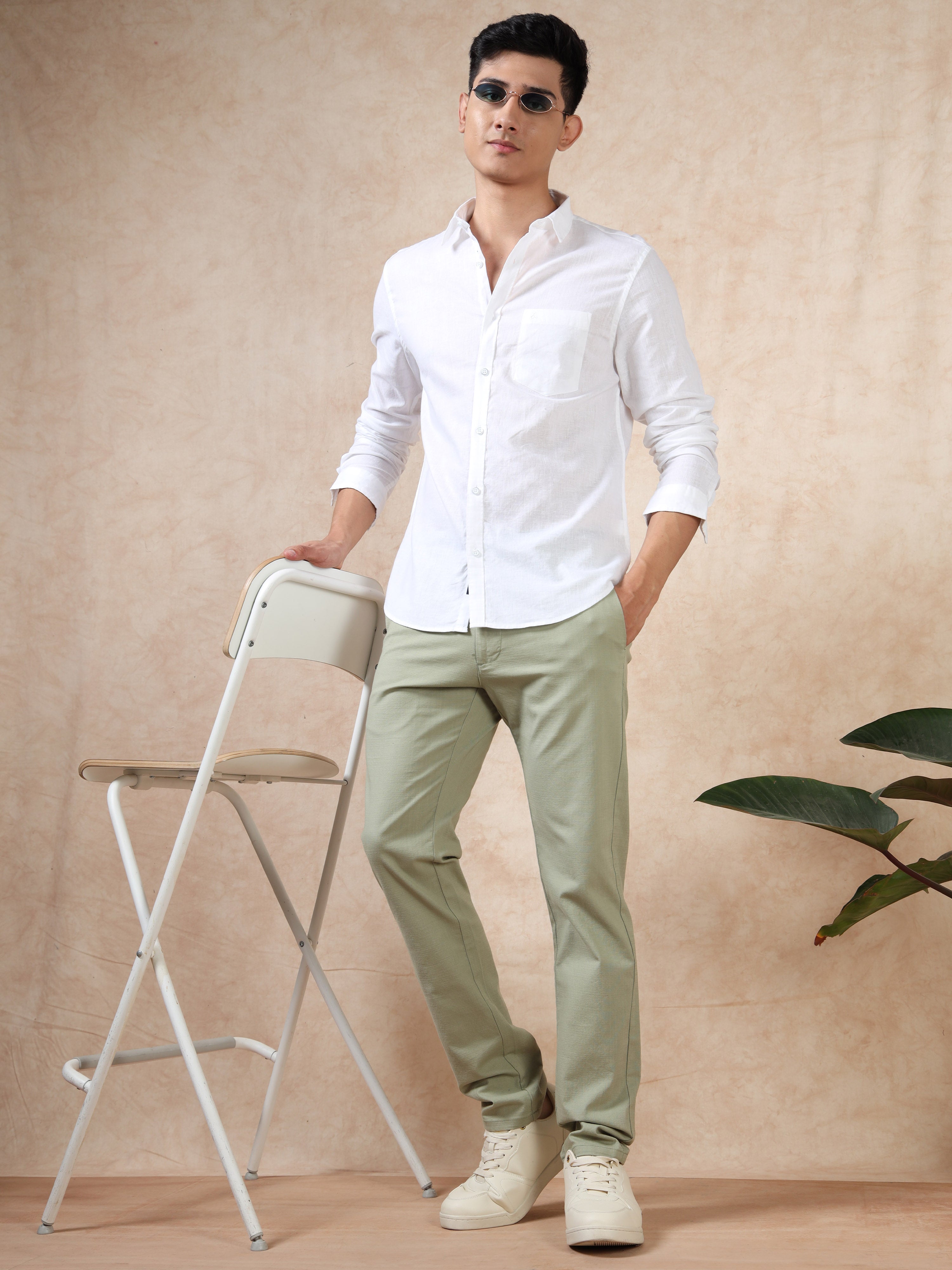 MEN'S WHITE SOLID SLIM FIT SHIRT