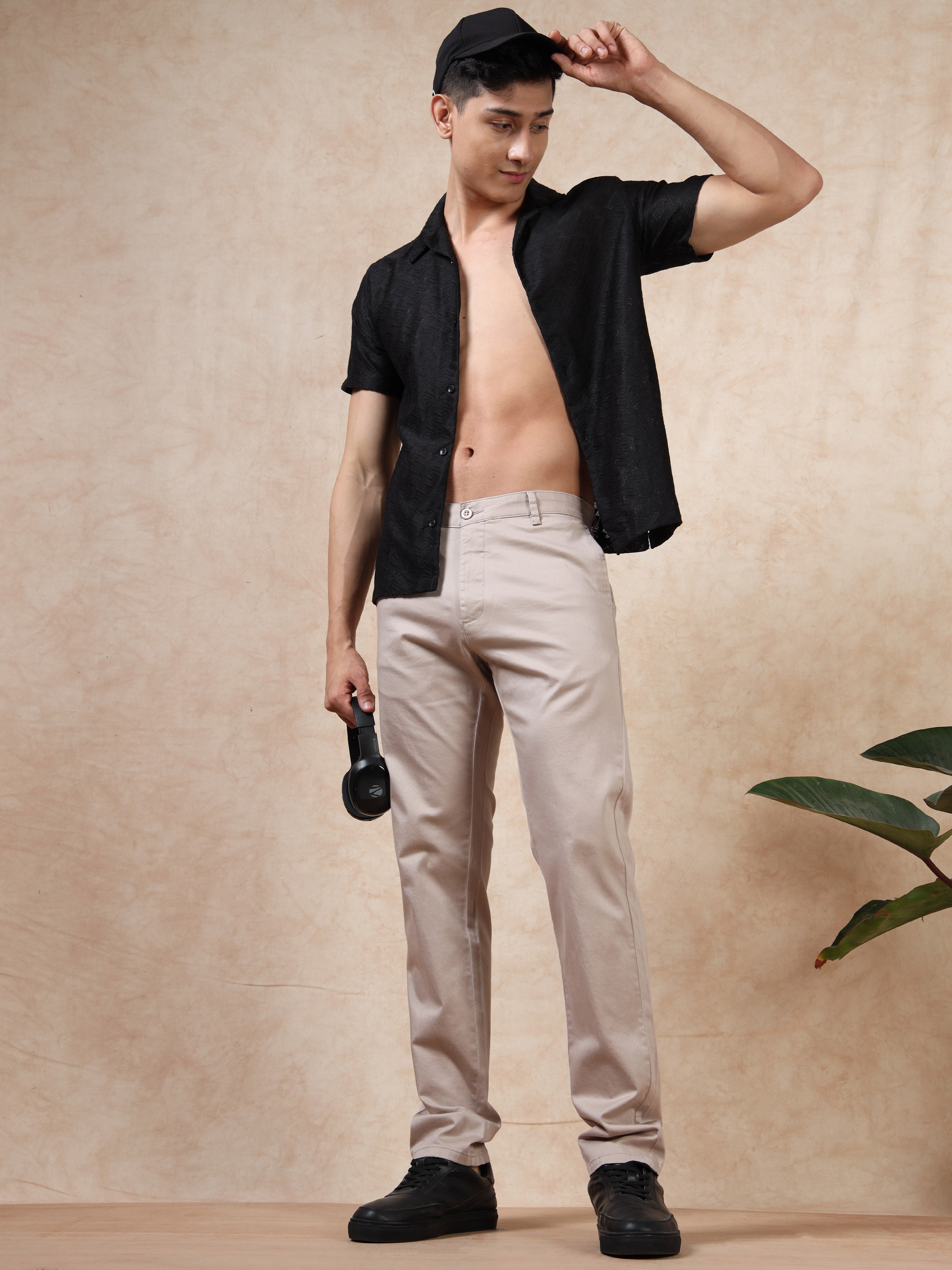 MEN'S CREAM SOLID SLIM FIT TROUSER