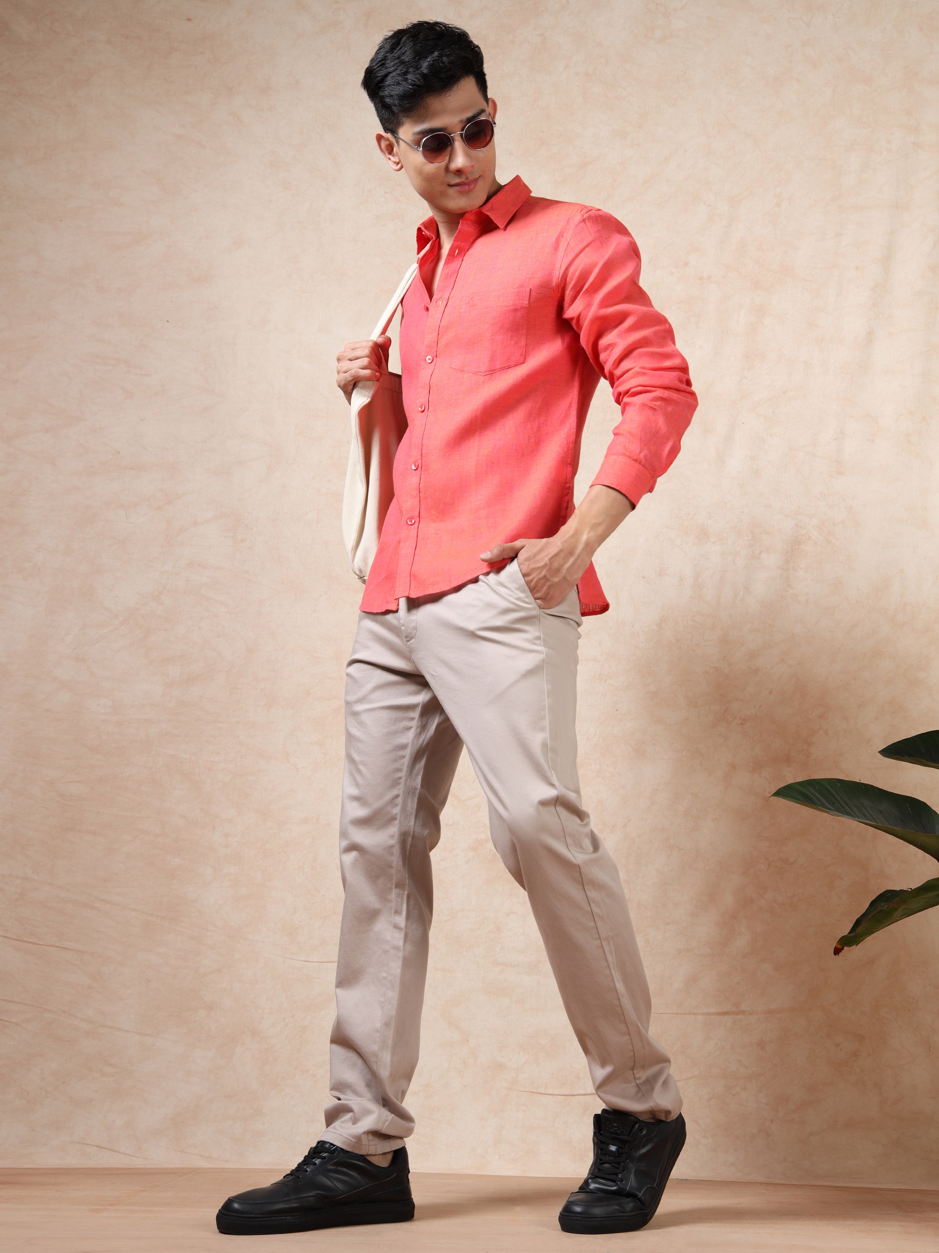 MEN'S RED SOLID SLIM FIT LINEN SHIRT