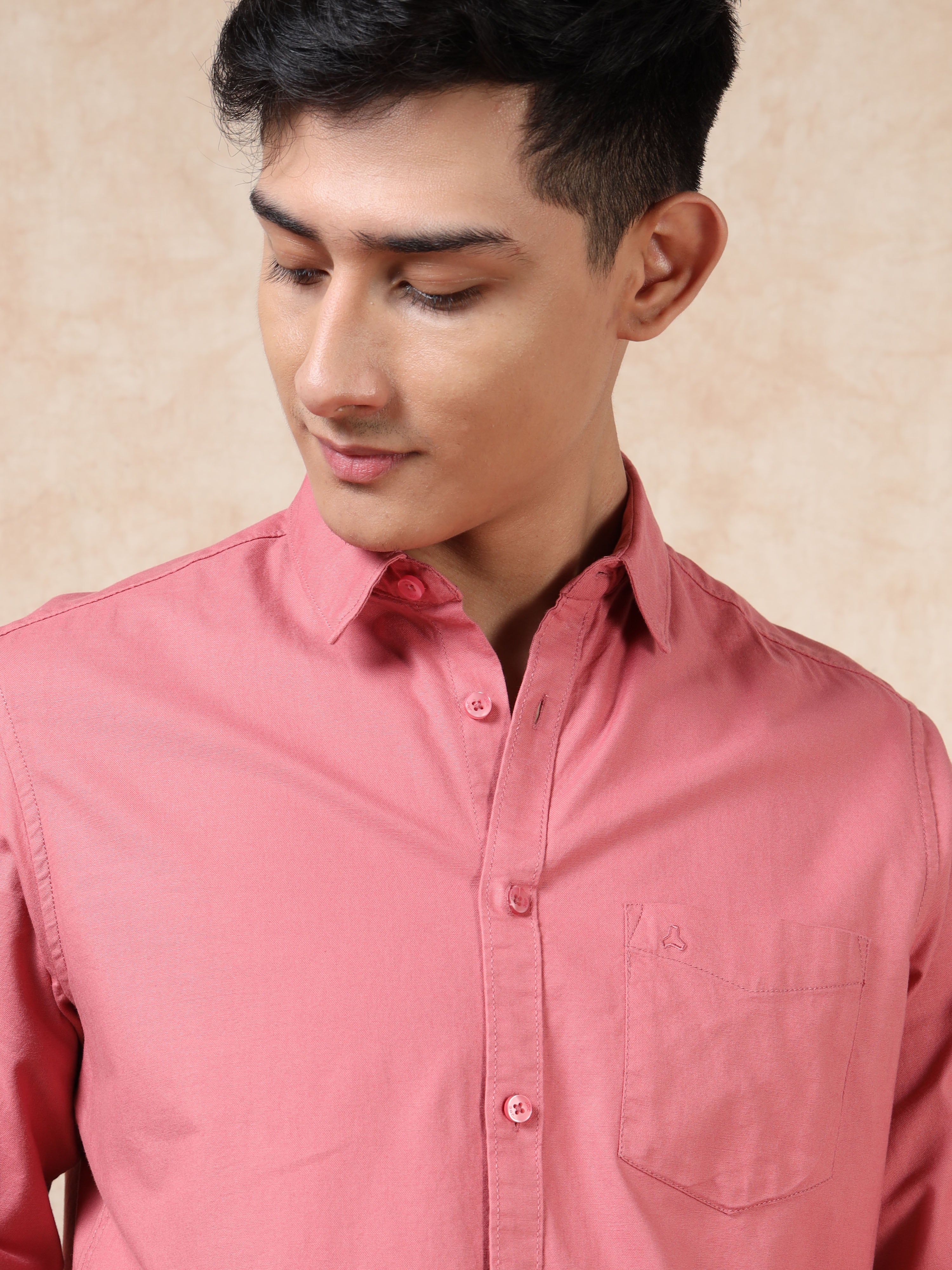 MEN'S PINK SOLID SLIM FIT SHIRT