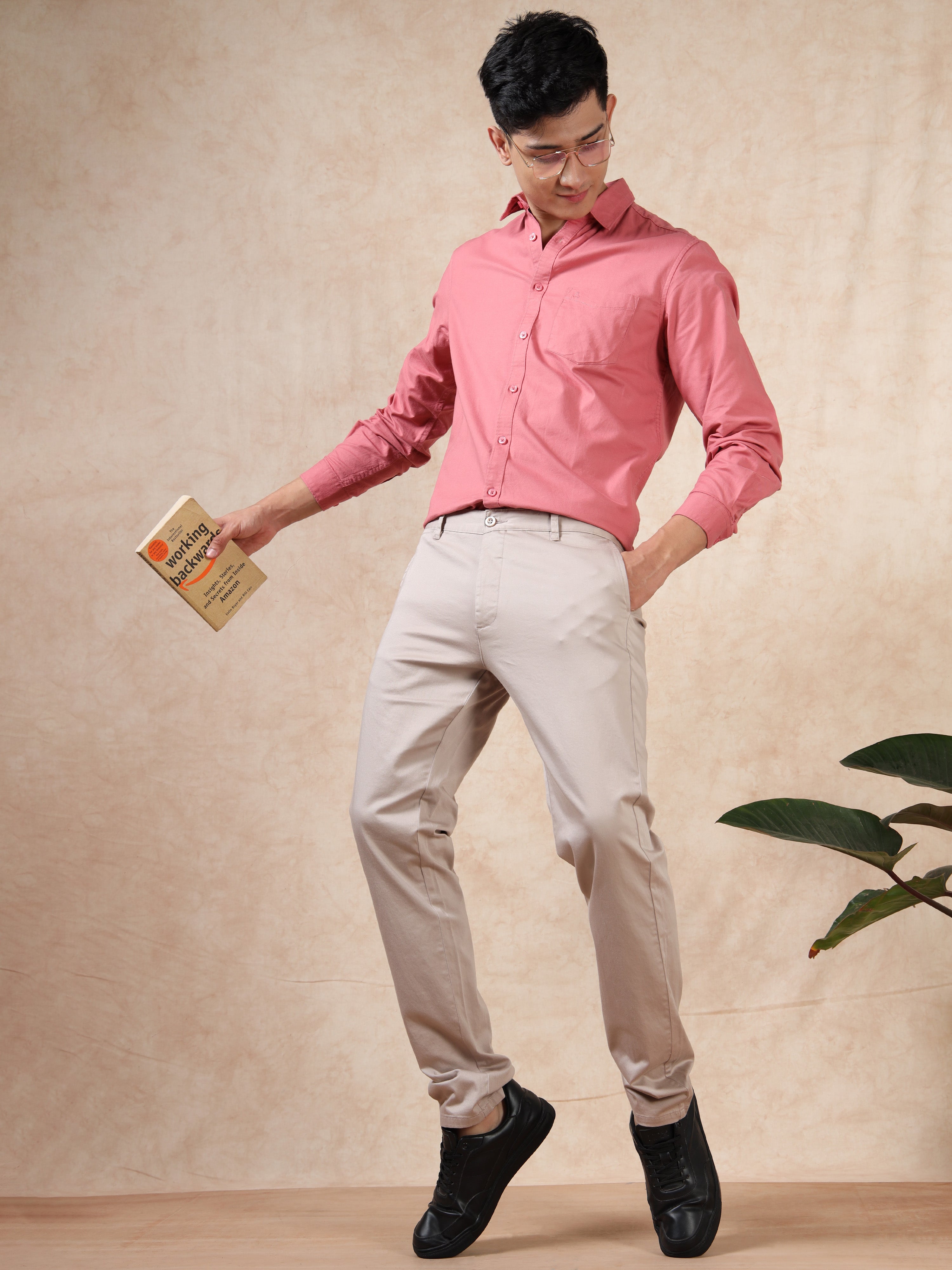 MEN'S PINK SOLID SLIM FIT SHIRT