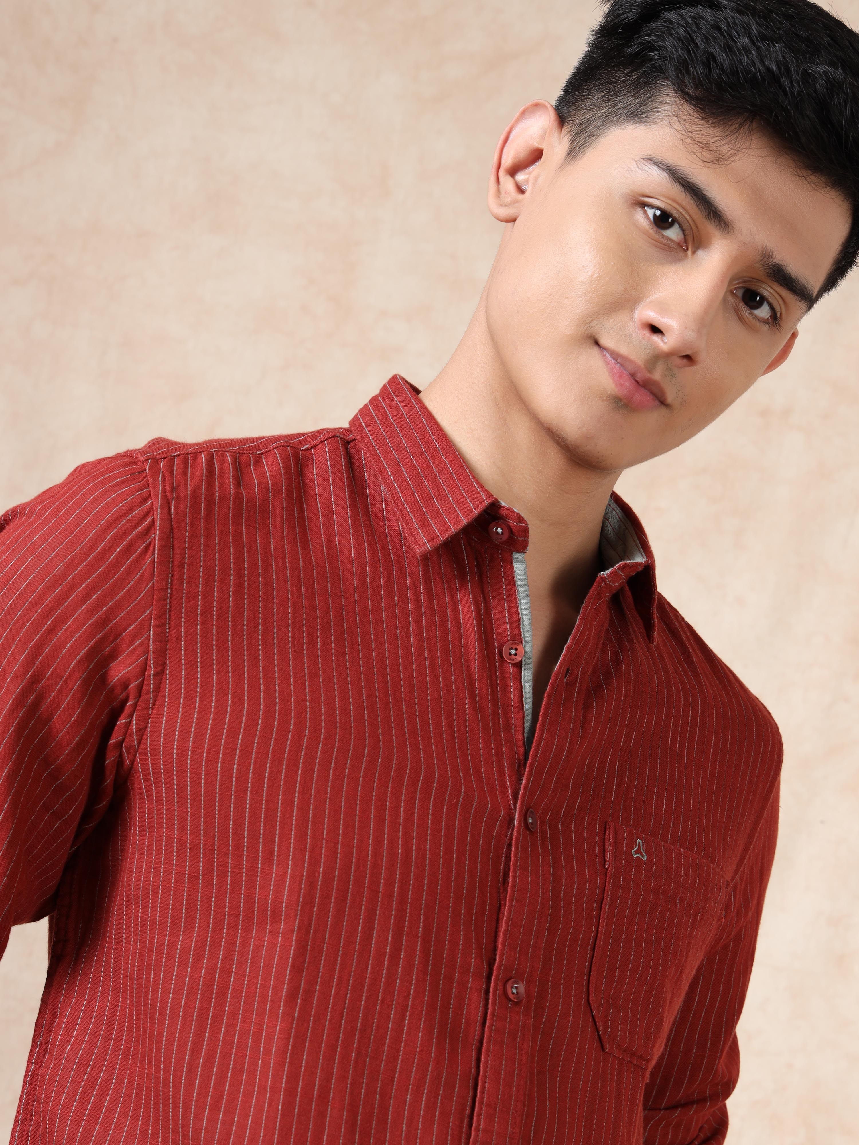 MEN'S RED STRIPE SLIM FIT SHIRT