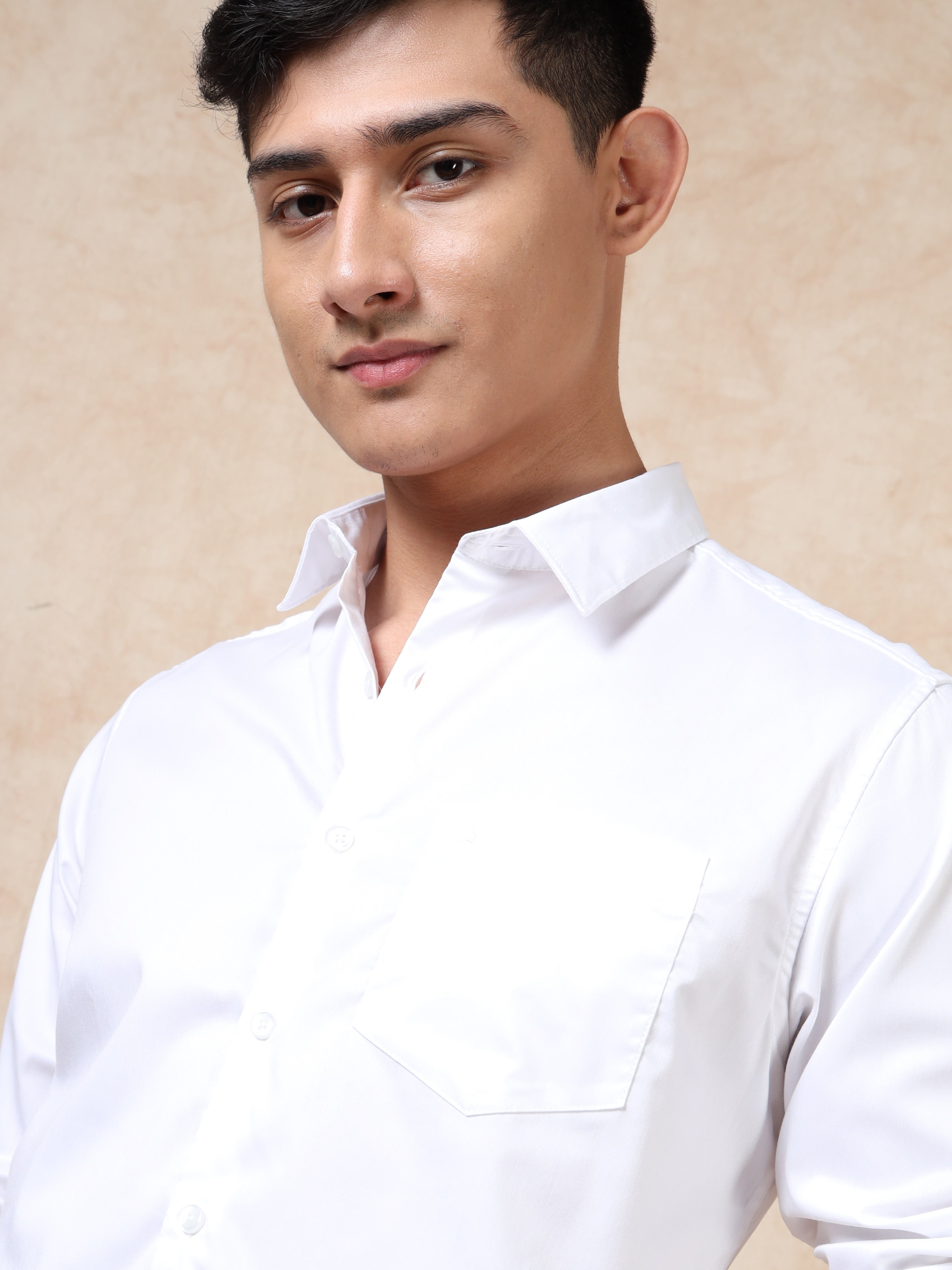 MEN'S WHITE SOLID SLIM FIT SHIRT