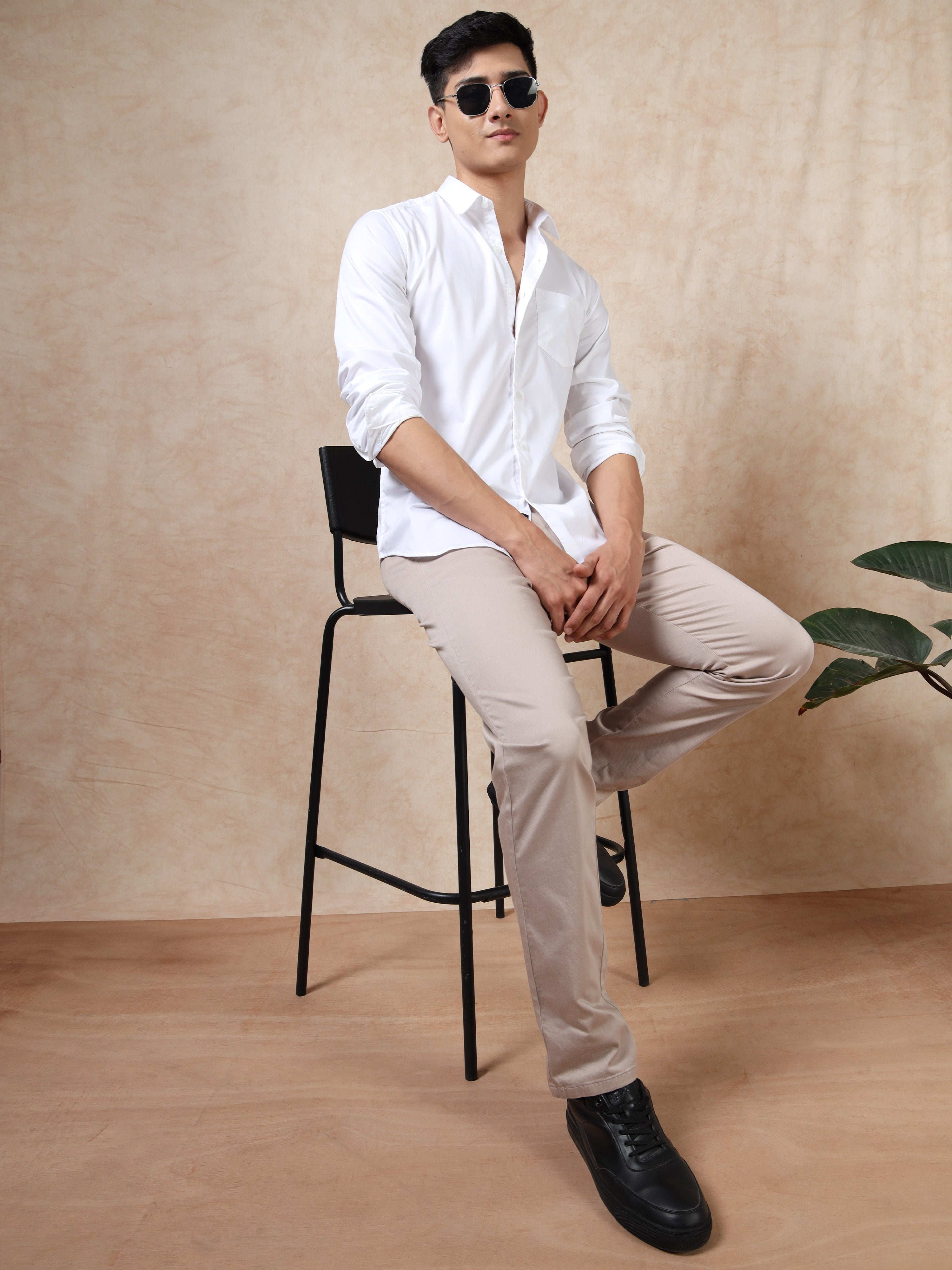 MEN'S WHITE SOLID SLIM FIT SHIRT