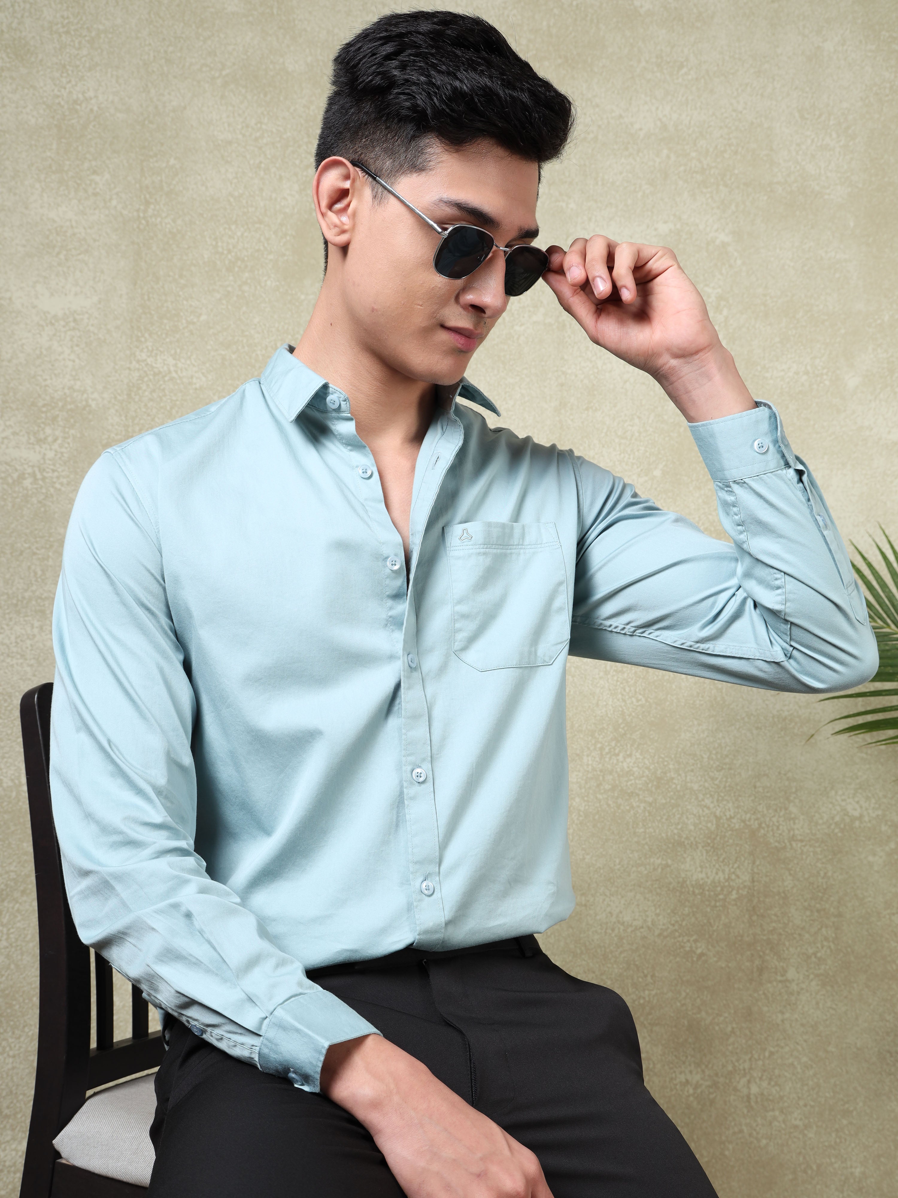 MEN'S LT GREEN SOLID SLIM FIT SHIRT
