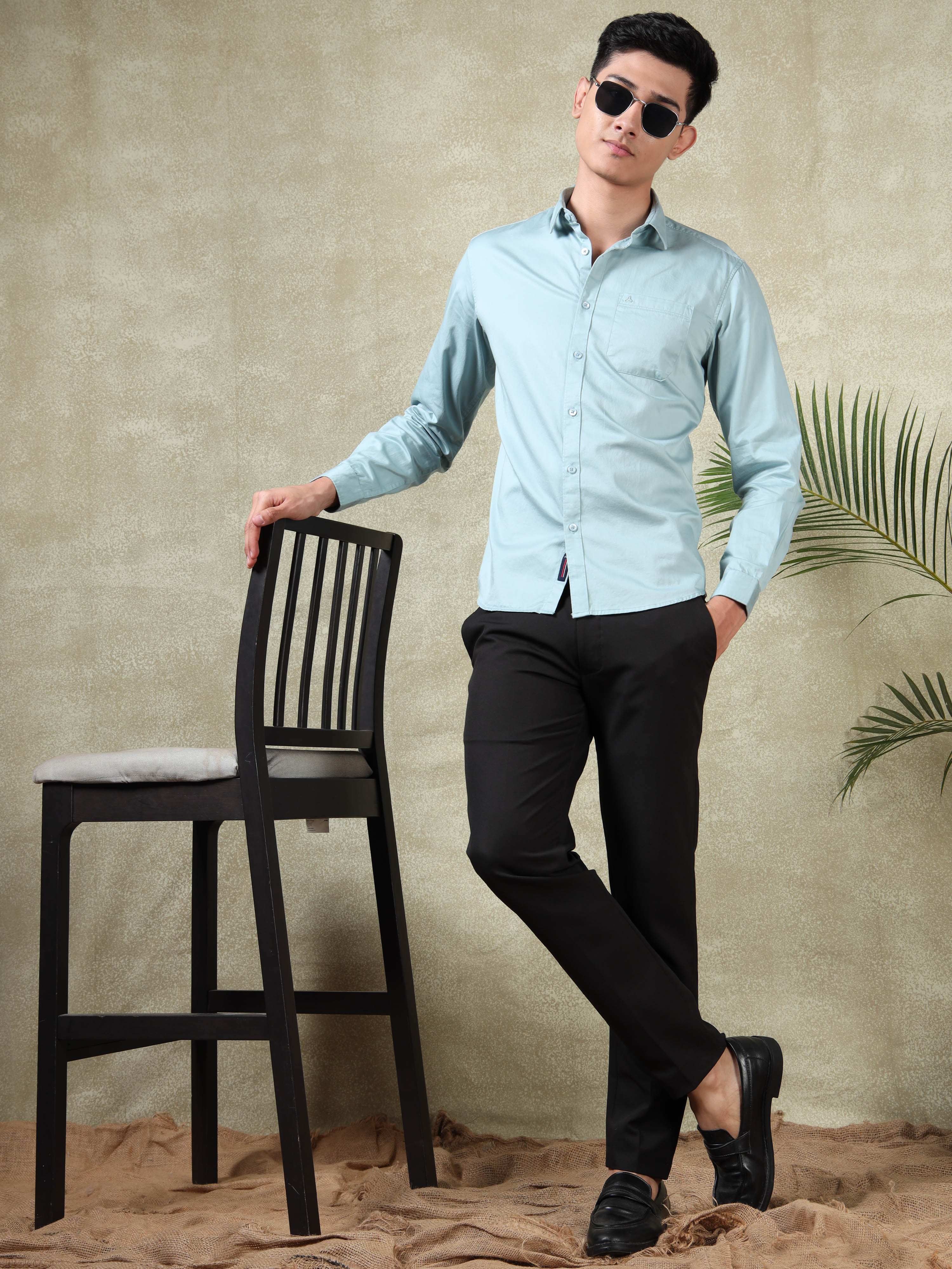 MEN'S LT GREEN SOLID SLIM FIT SHIRT