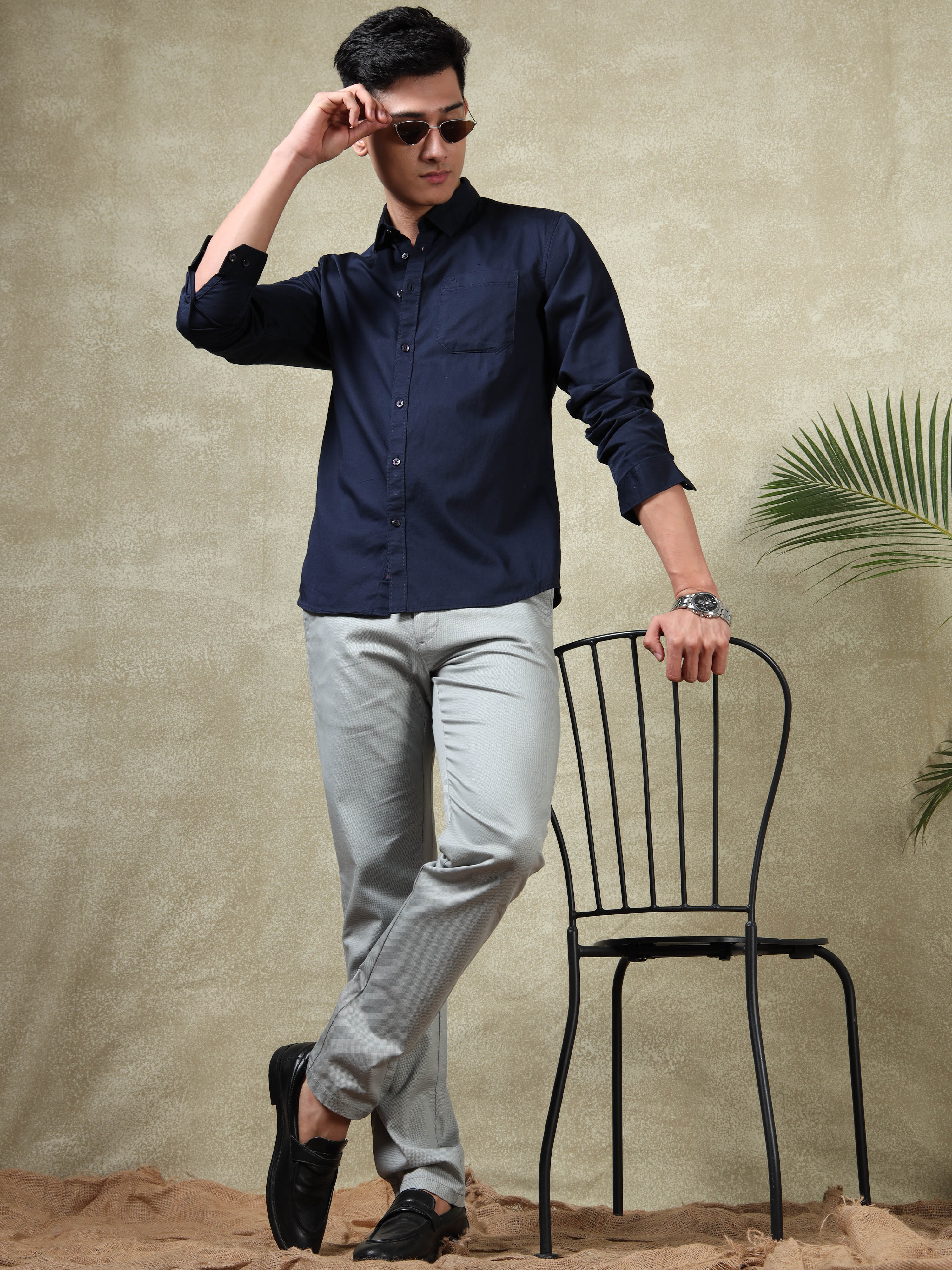 MEN'S NAVY SOLID SLIM FIT SHIRT